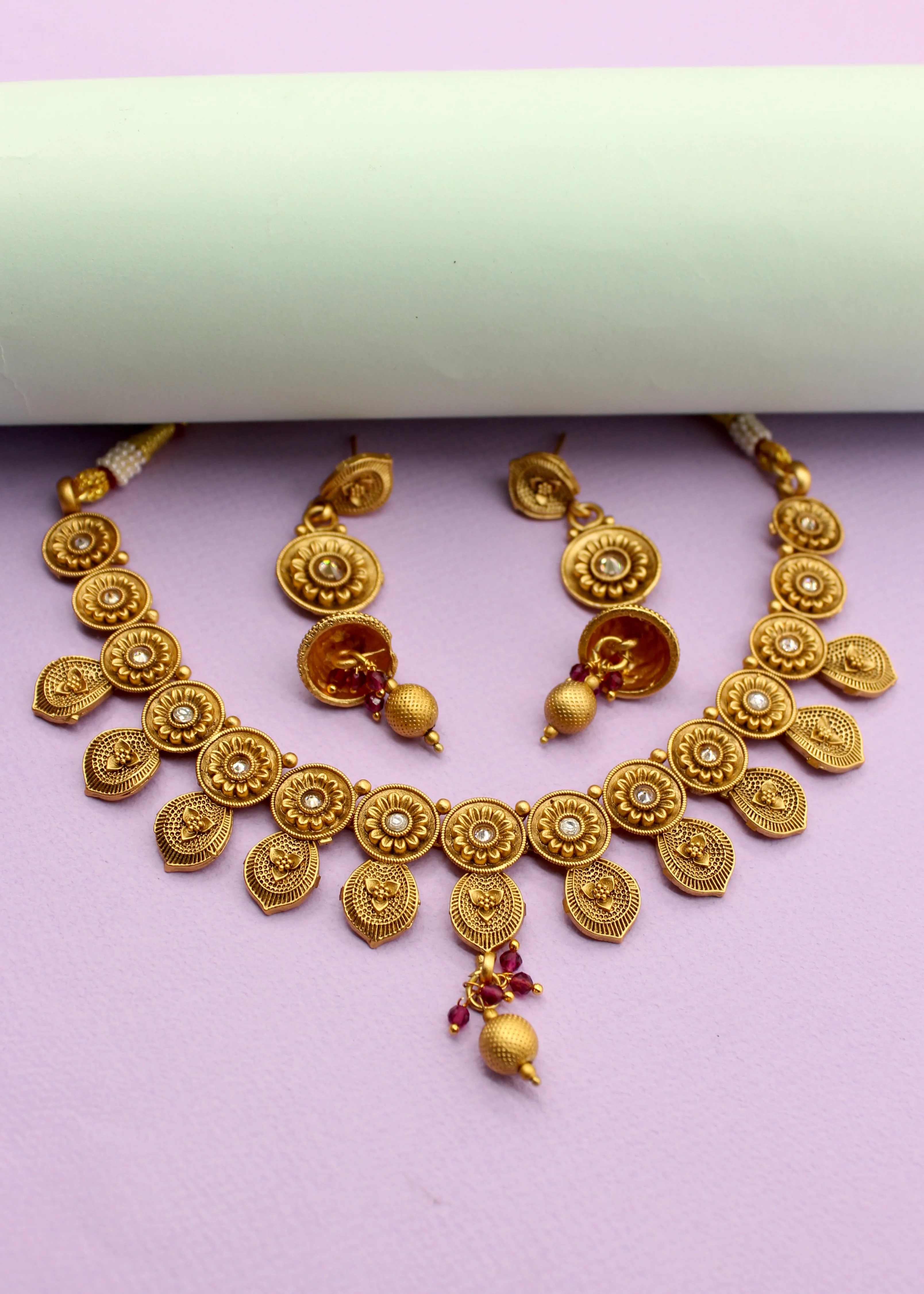 ETHEREAL RAJWADI NECKLACE - Image 3