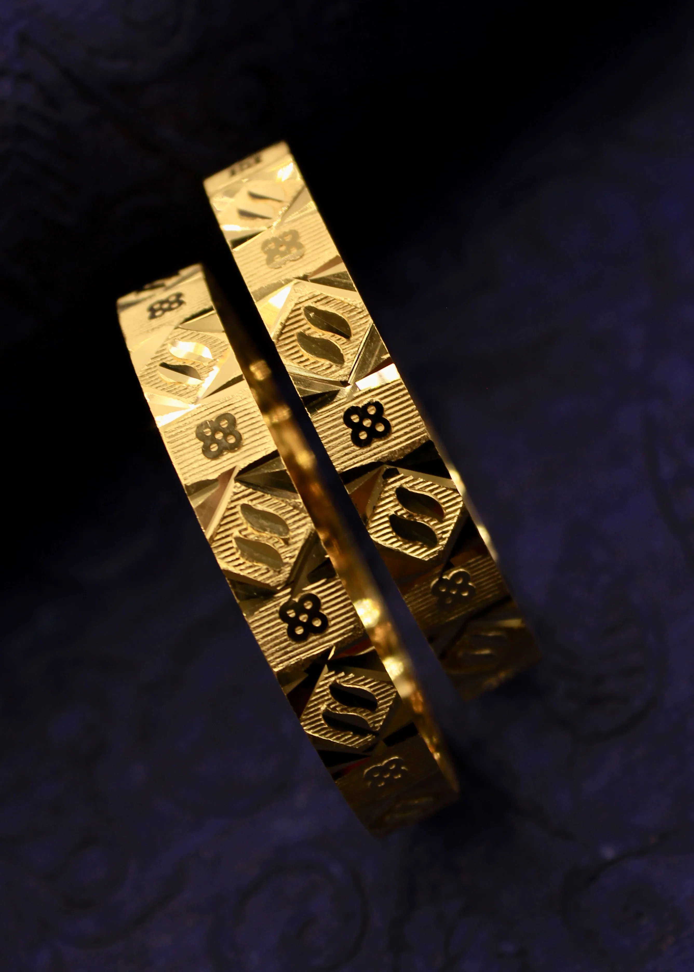 GLOSSY GOLD PLATED BANGLES - Image 5