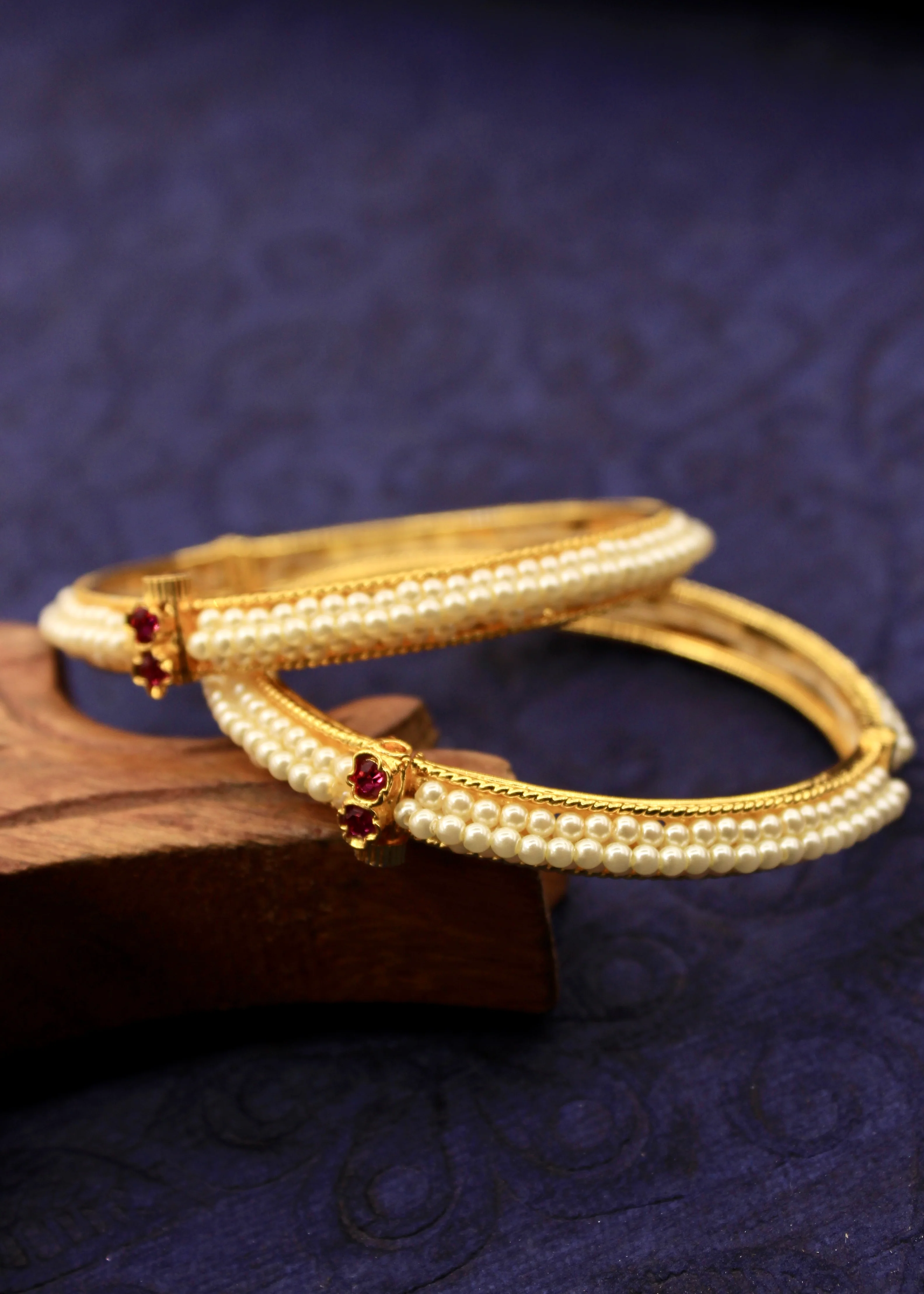 DESIGNER MOTI BANGLES - Image 5