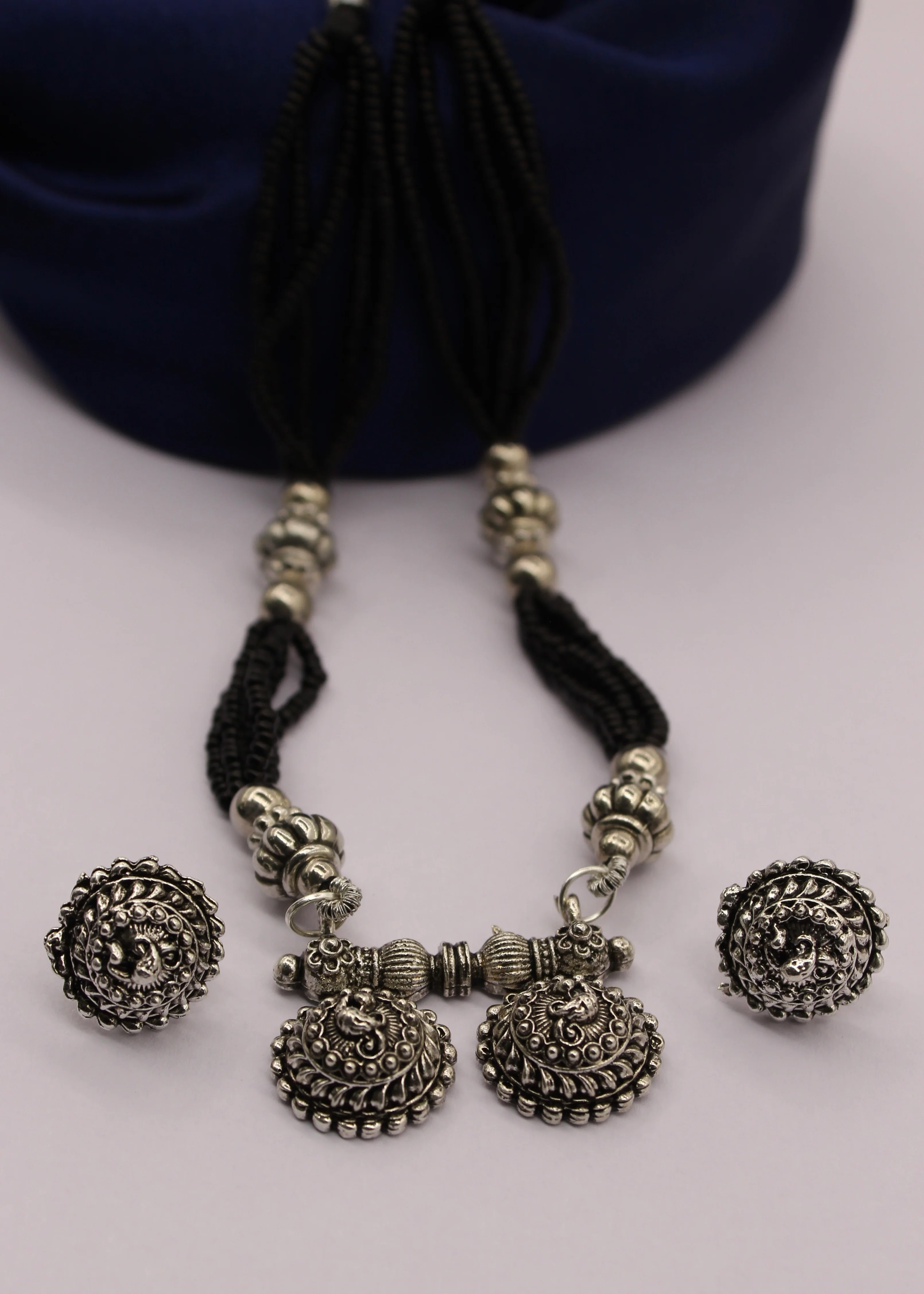 ENTICING OXIDISED WATI PENDANT MANGALSUTRA