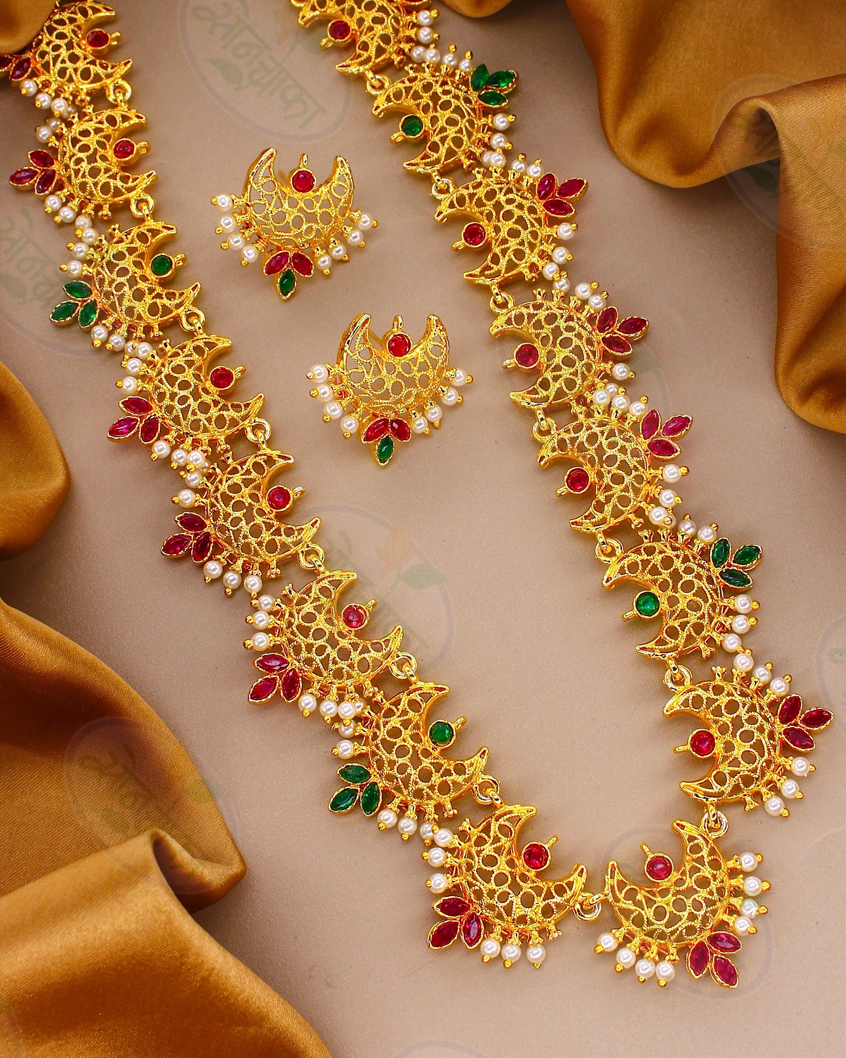 MAJESTIC CHANDRAKOR NECKLACE - Image 4