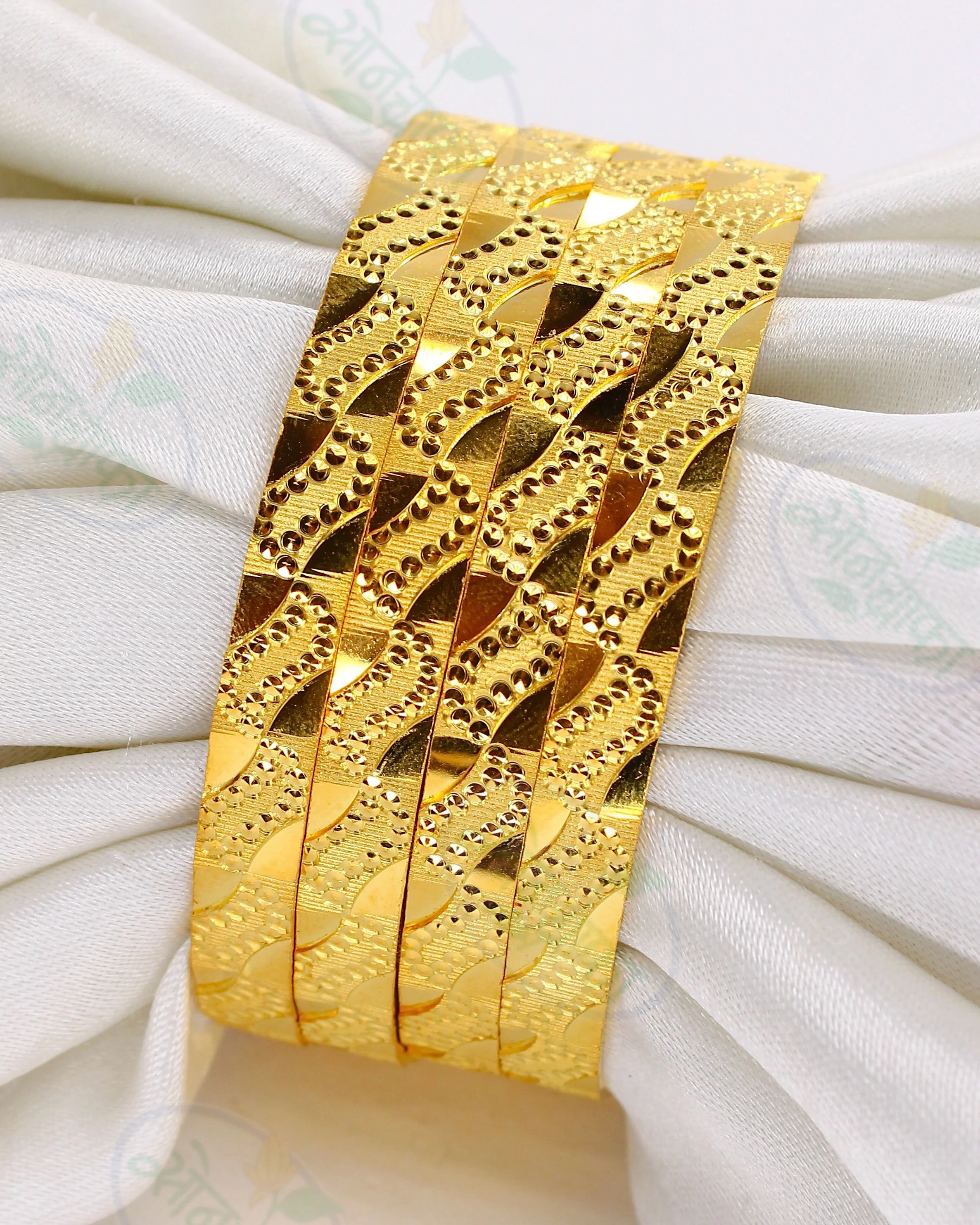GOLD TONE STUNNING DESIGNER BANGLES - Image 3