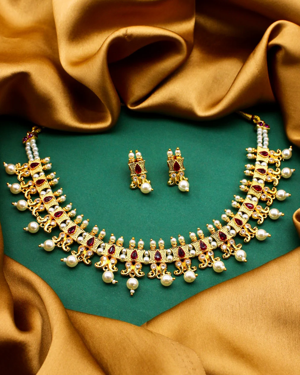 DROPLET DESIGNER NECKLACE - Image 3