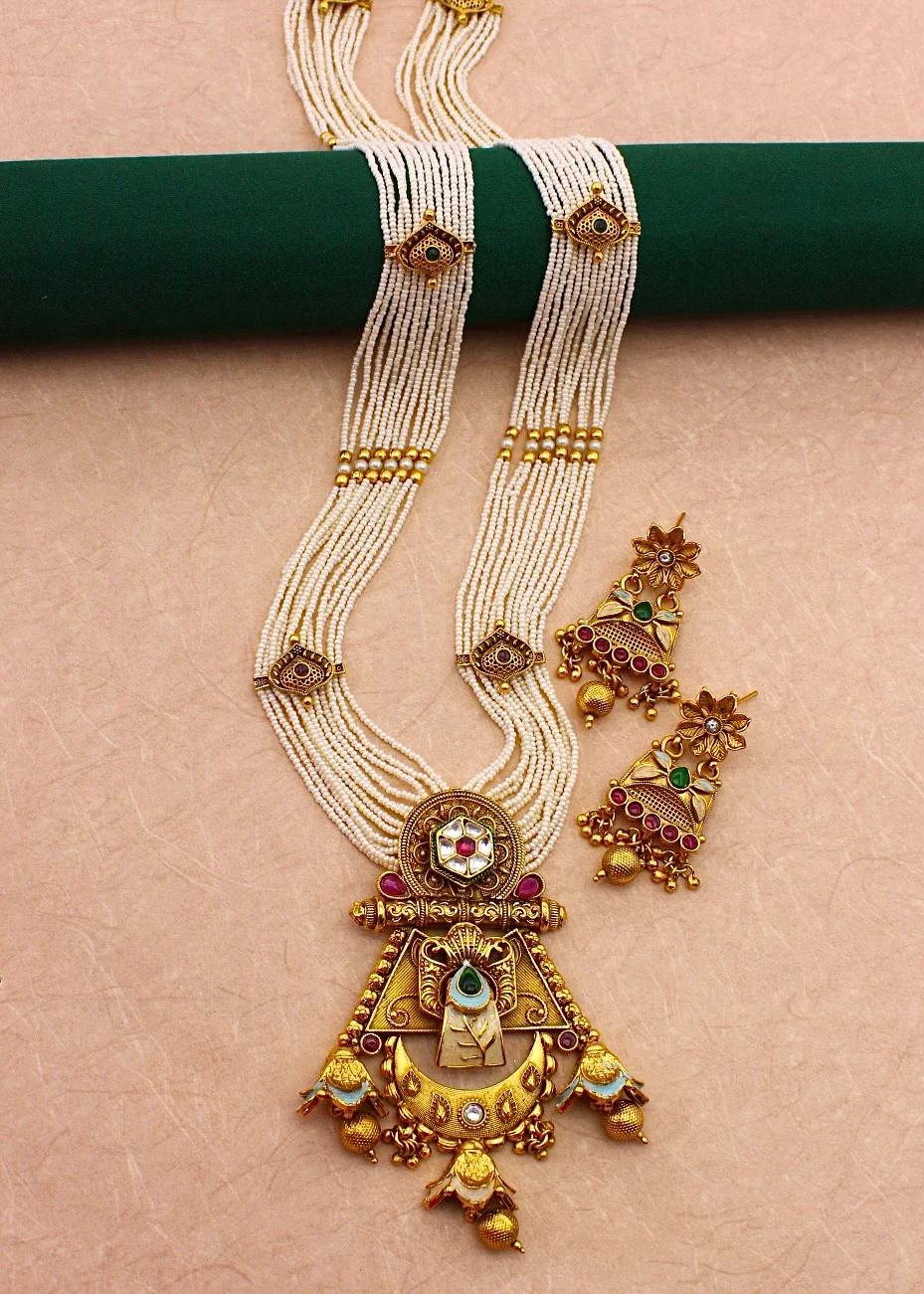 HALF MOON RAJWADI MOTI NECKLACE - Image 6