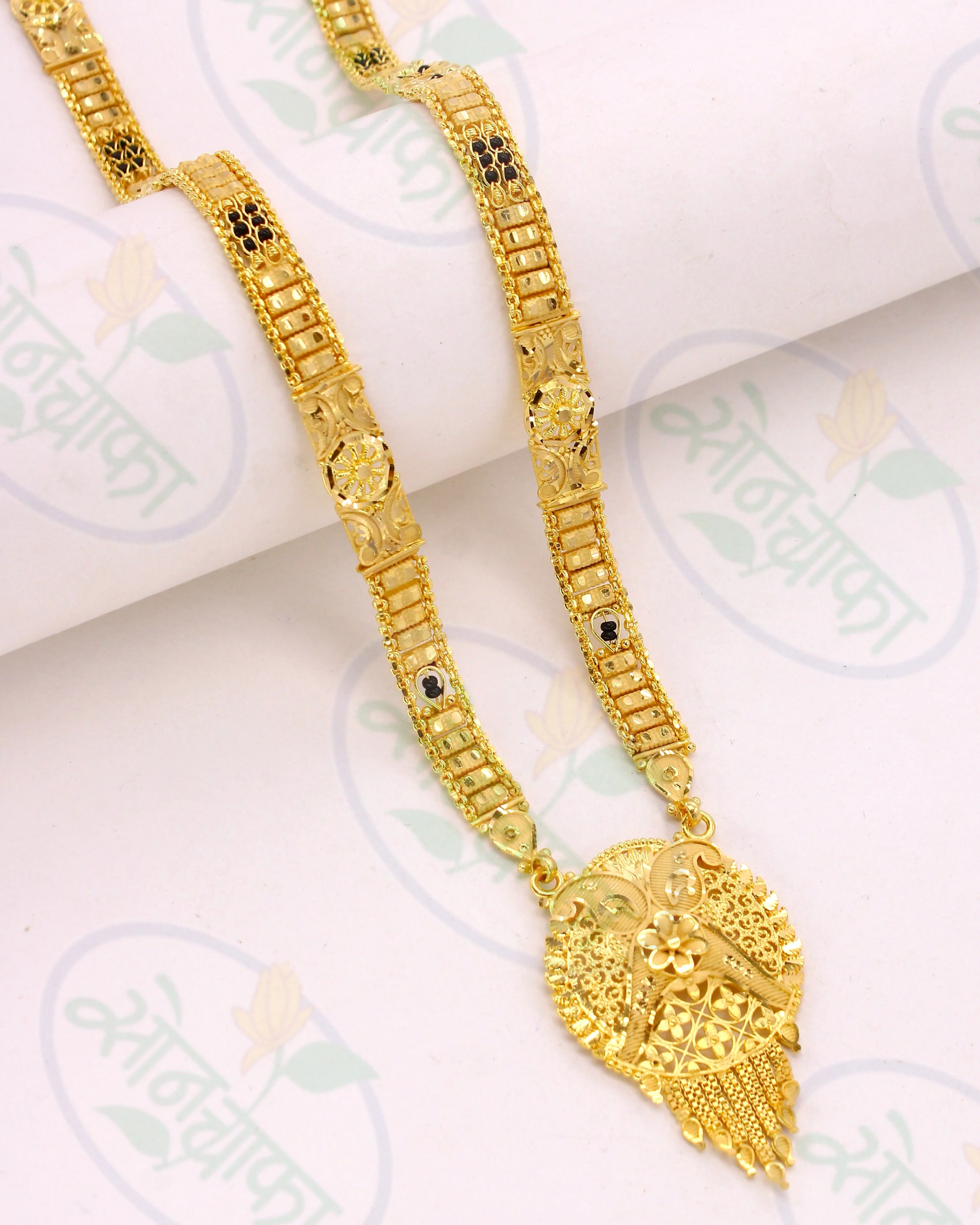 GARCEFUL DESIGNER MANGALSUTRA