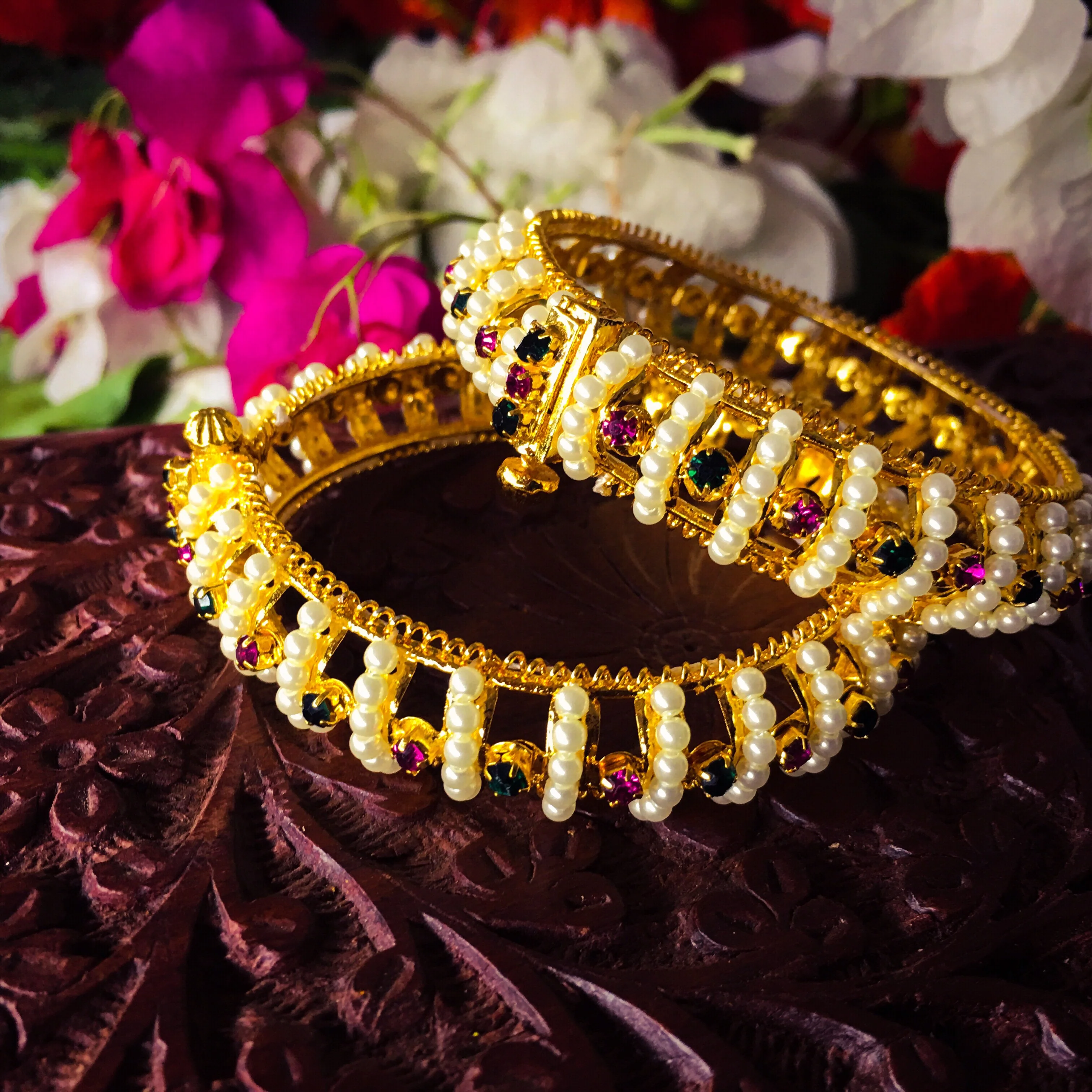 DESIGNER MOTI BANGLES - Image 10