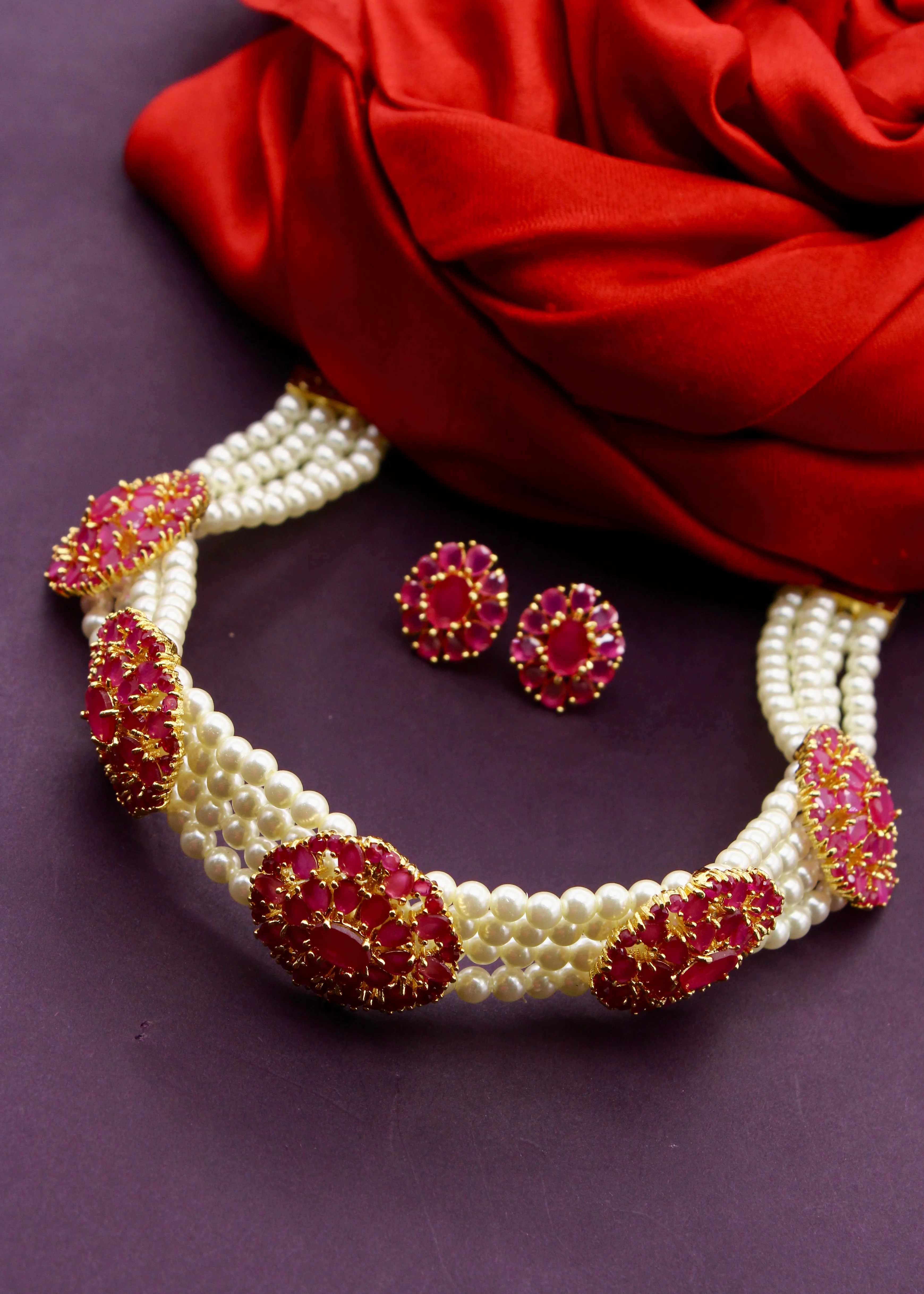 ROYAL FLORAL PEARL CHOKER - Image 3
