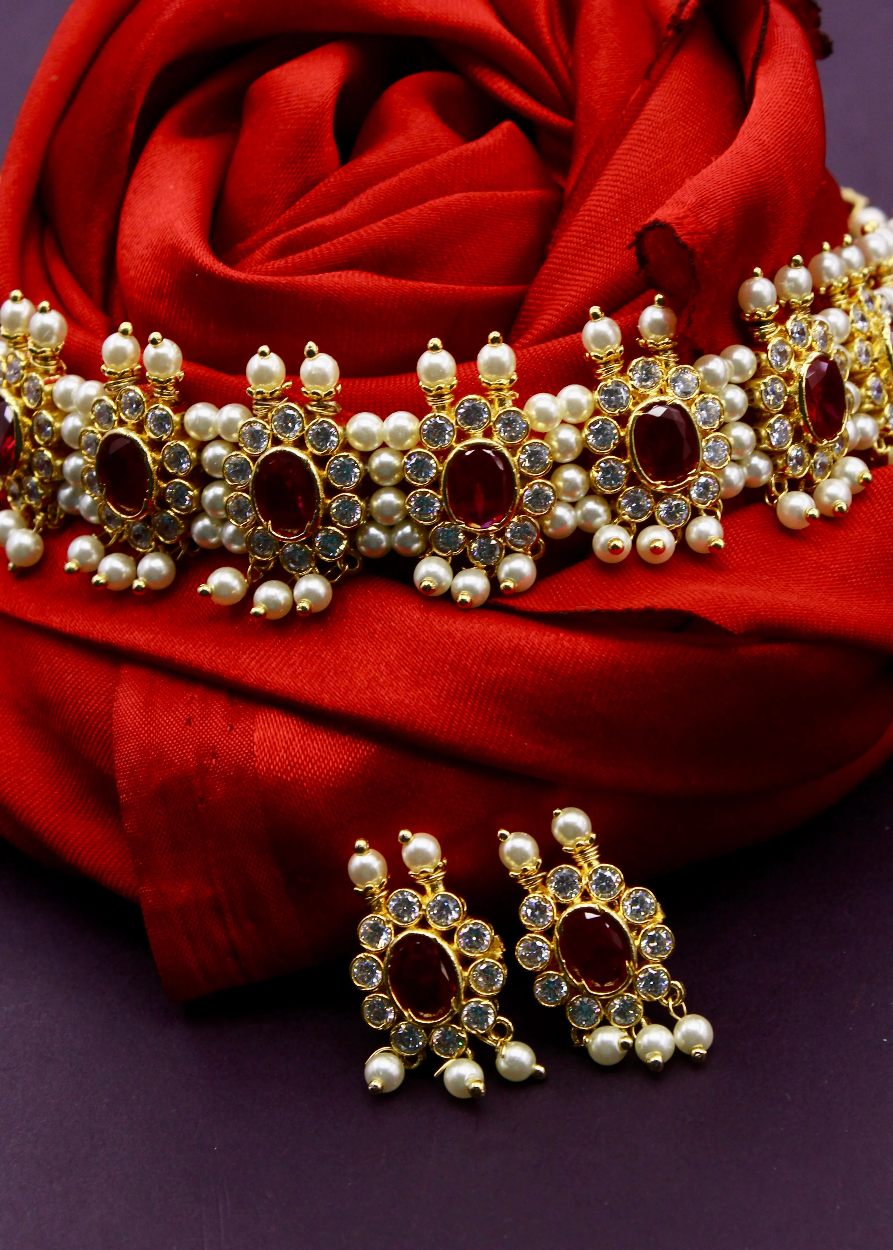 ETHEREAL PEARL BEADS CHOKER - Image 3