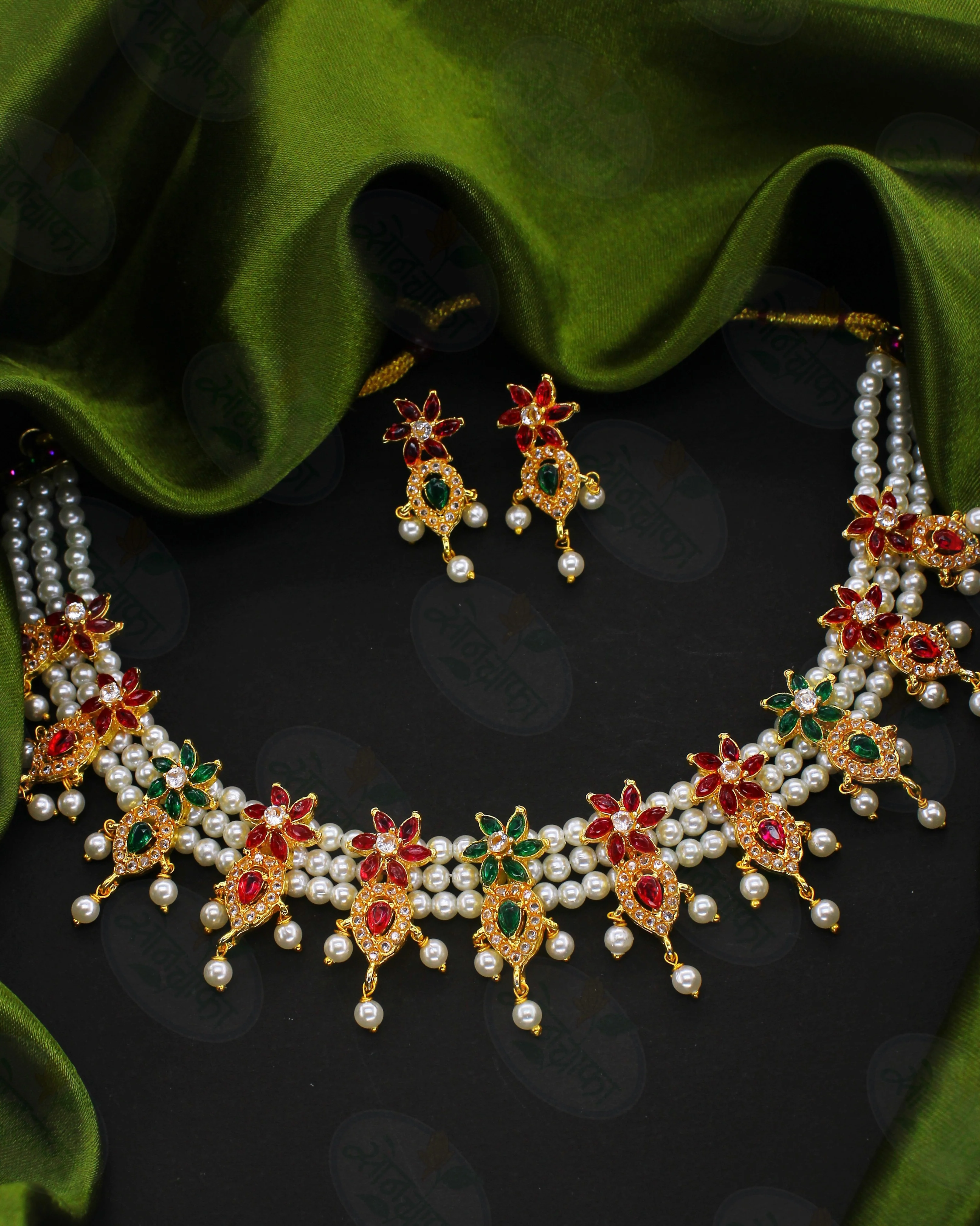 DROPLET FLORAL PEARL NECKLACE - Image 2