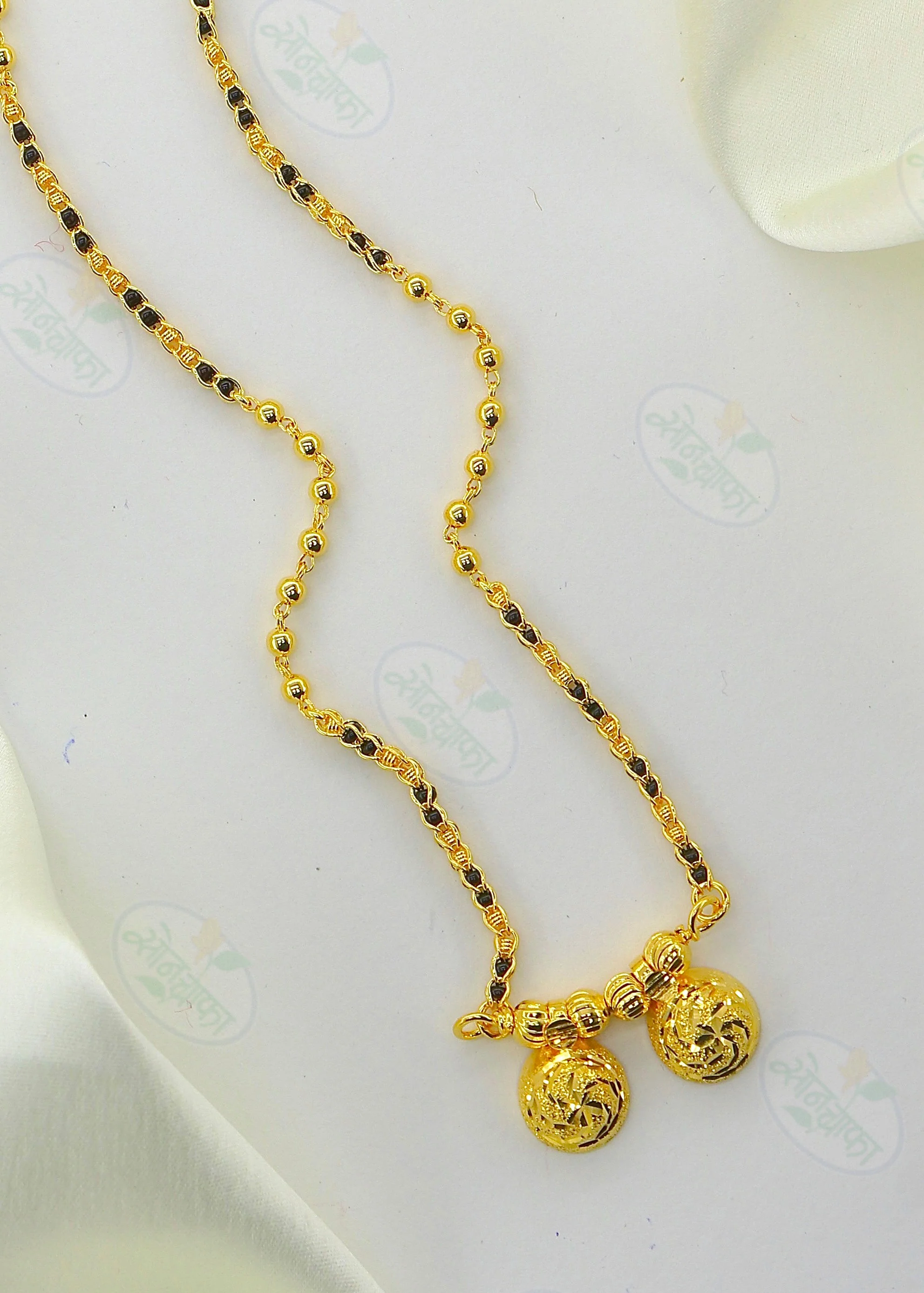 SIMPLE FORMING MANGALSUTRA - Image 2