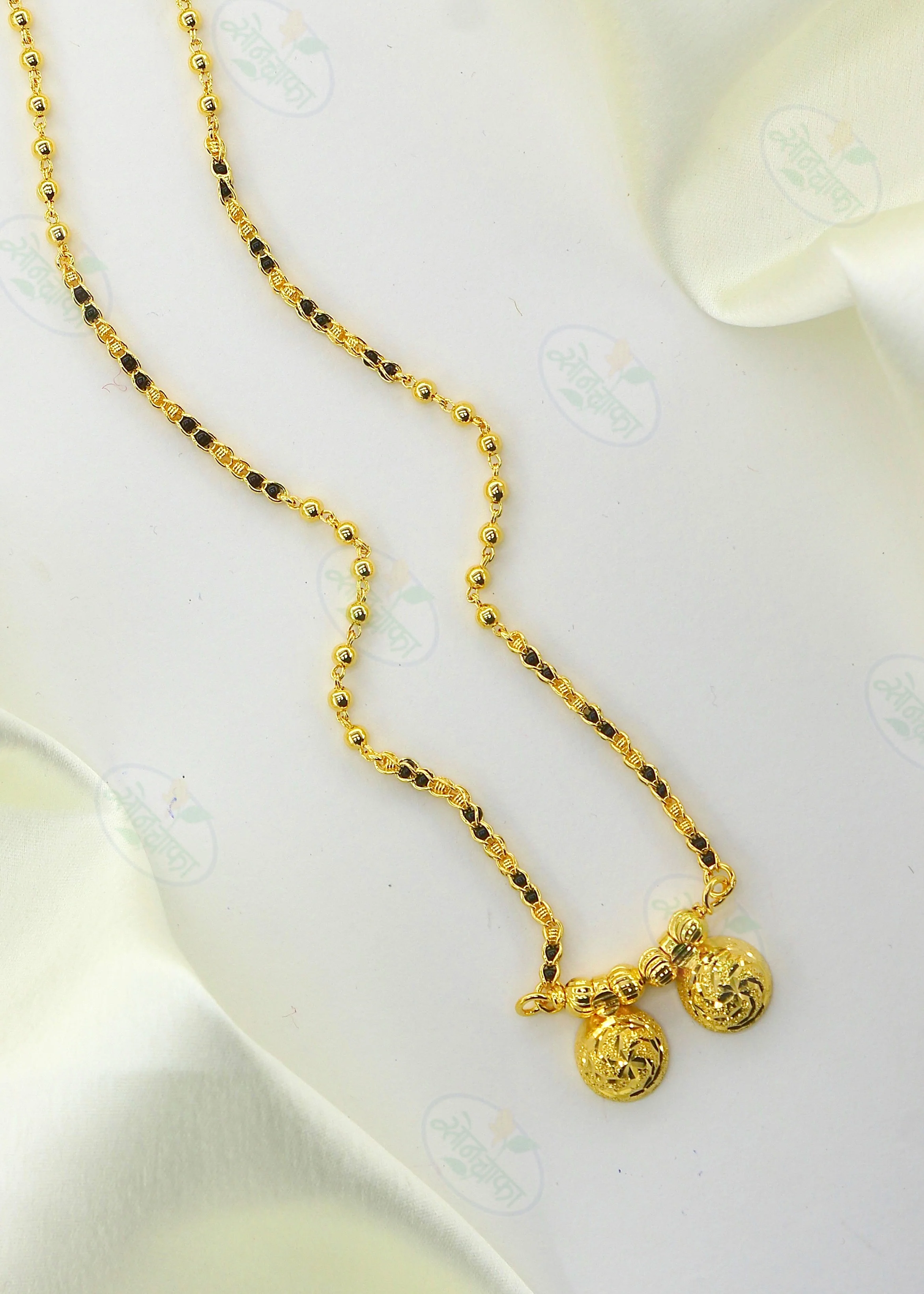 SIMPLE FORMING MANGALSUTRA - Image 3