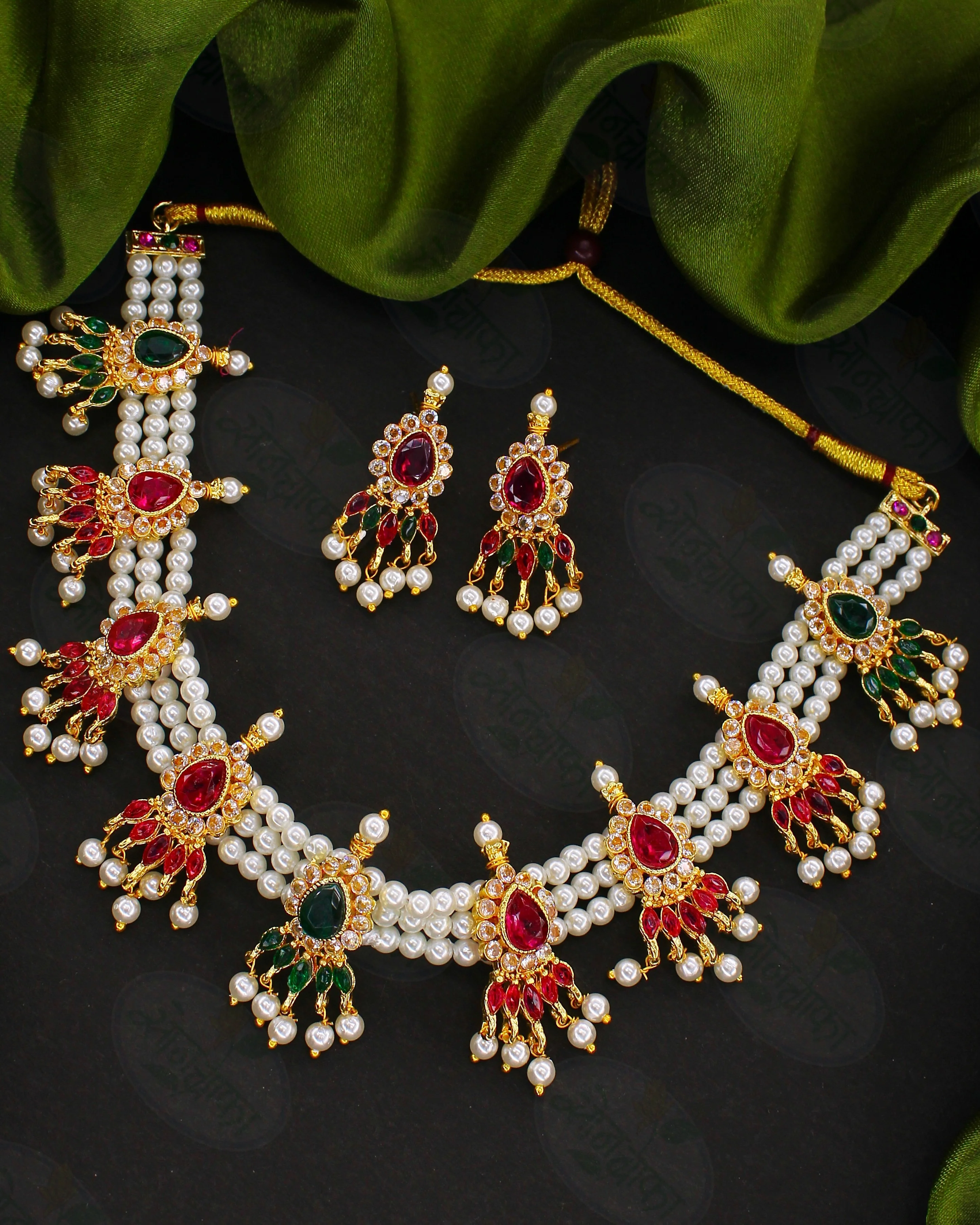 FANCY TRENDY PEARL NECKLACE - Image 2