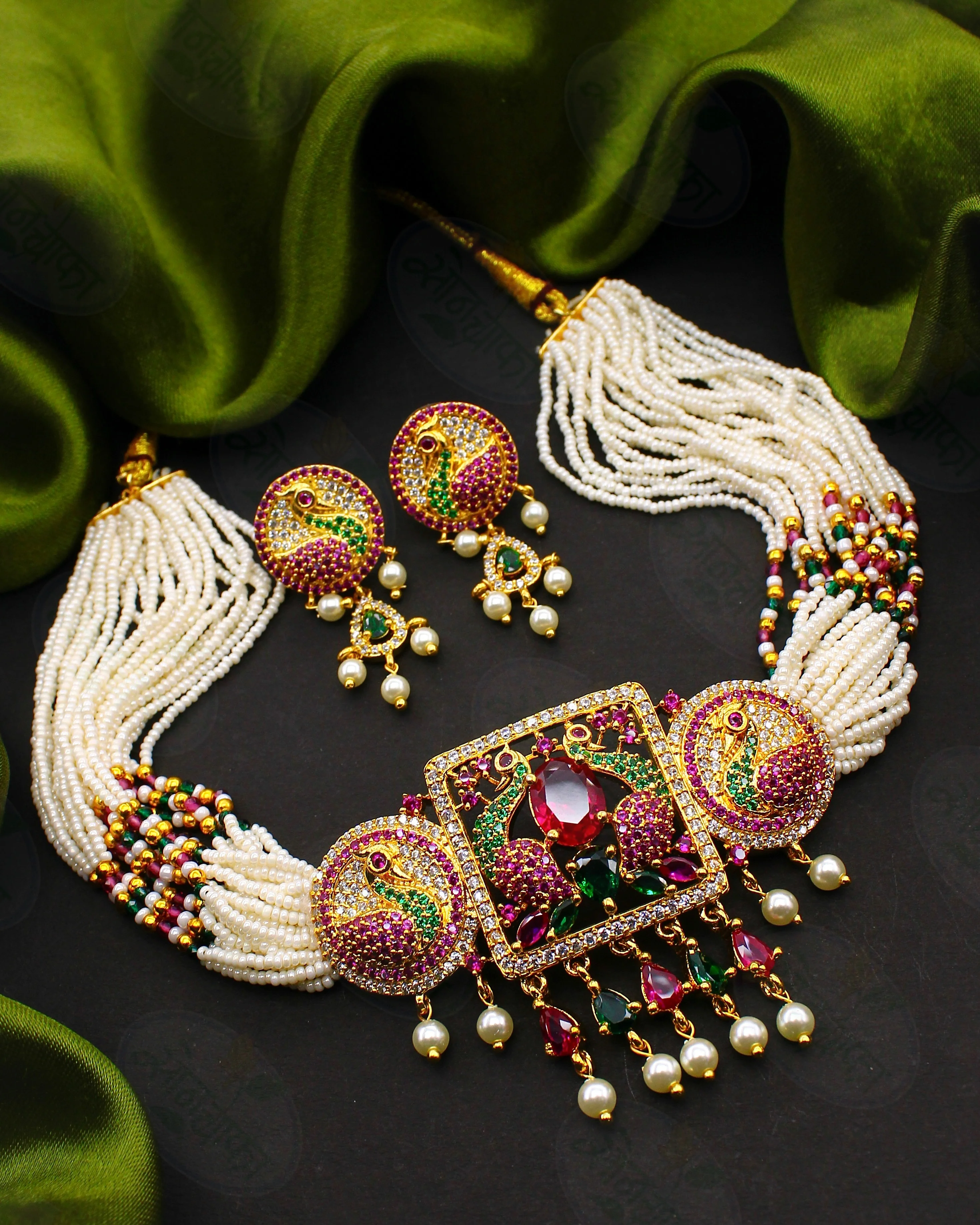 ENTICING PEARL NECKLACE - Image 2