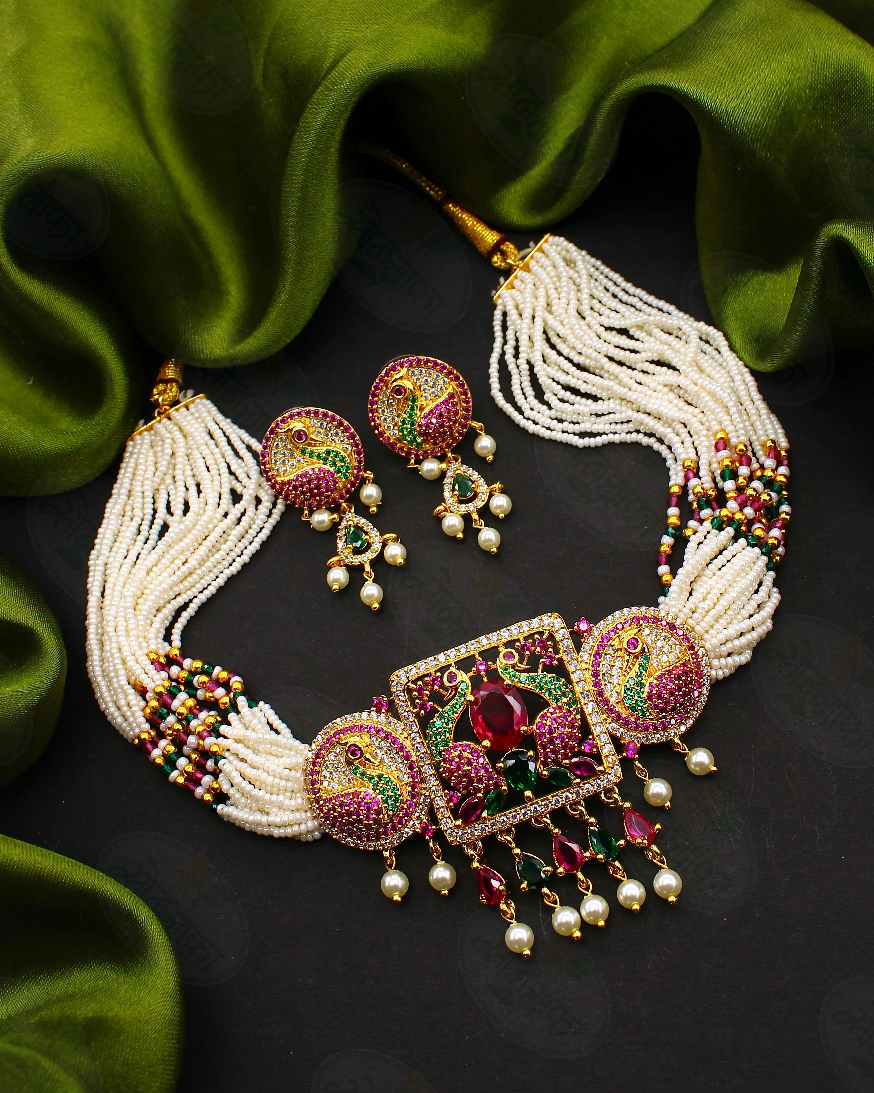 ENTICING PEARL NECKLACE - Image 3