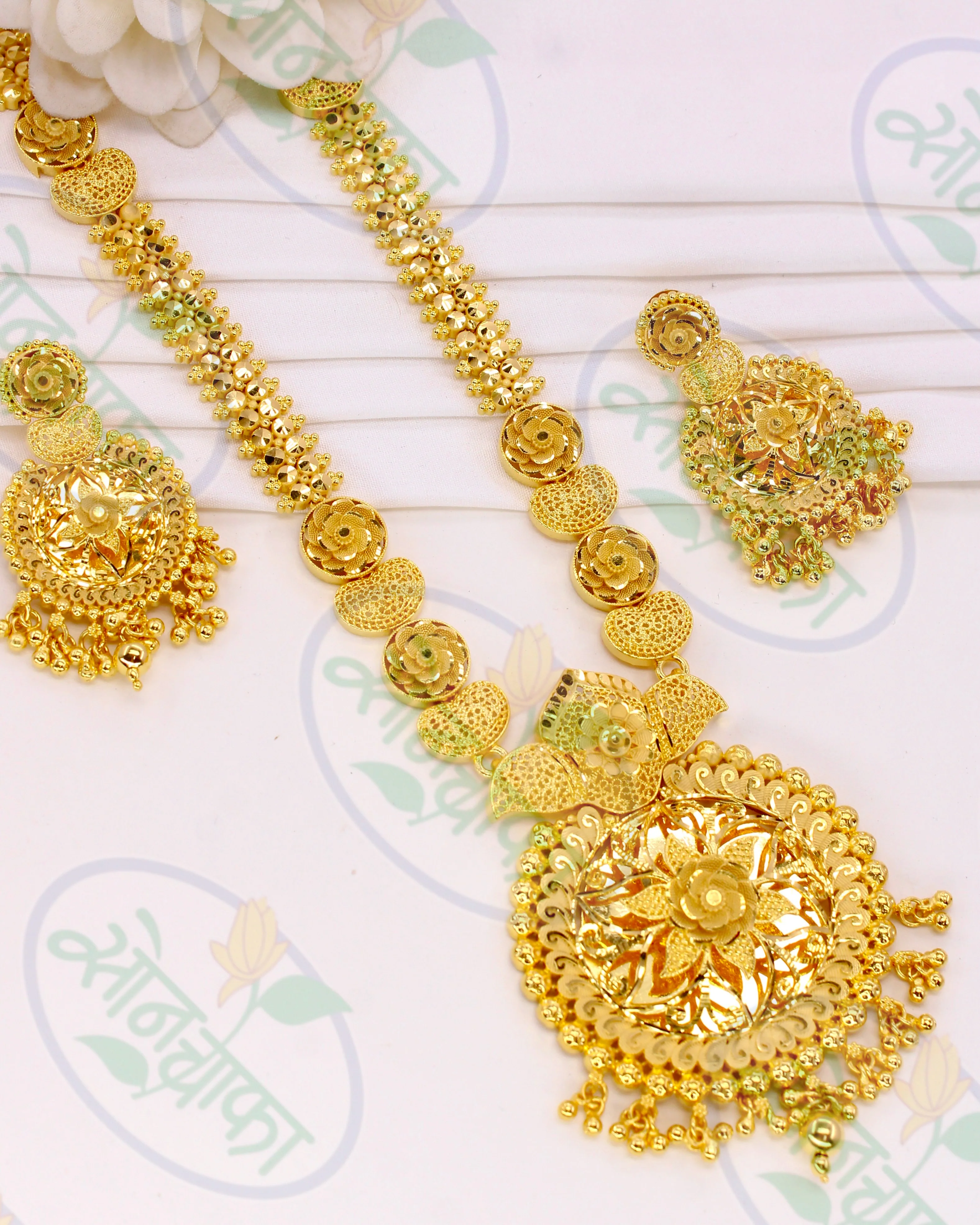 BLOSSOM DESIGNER NECKLACE - Image 2