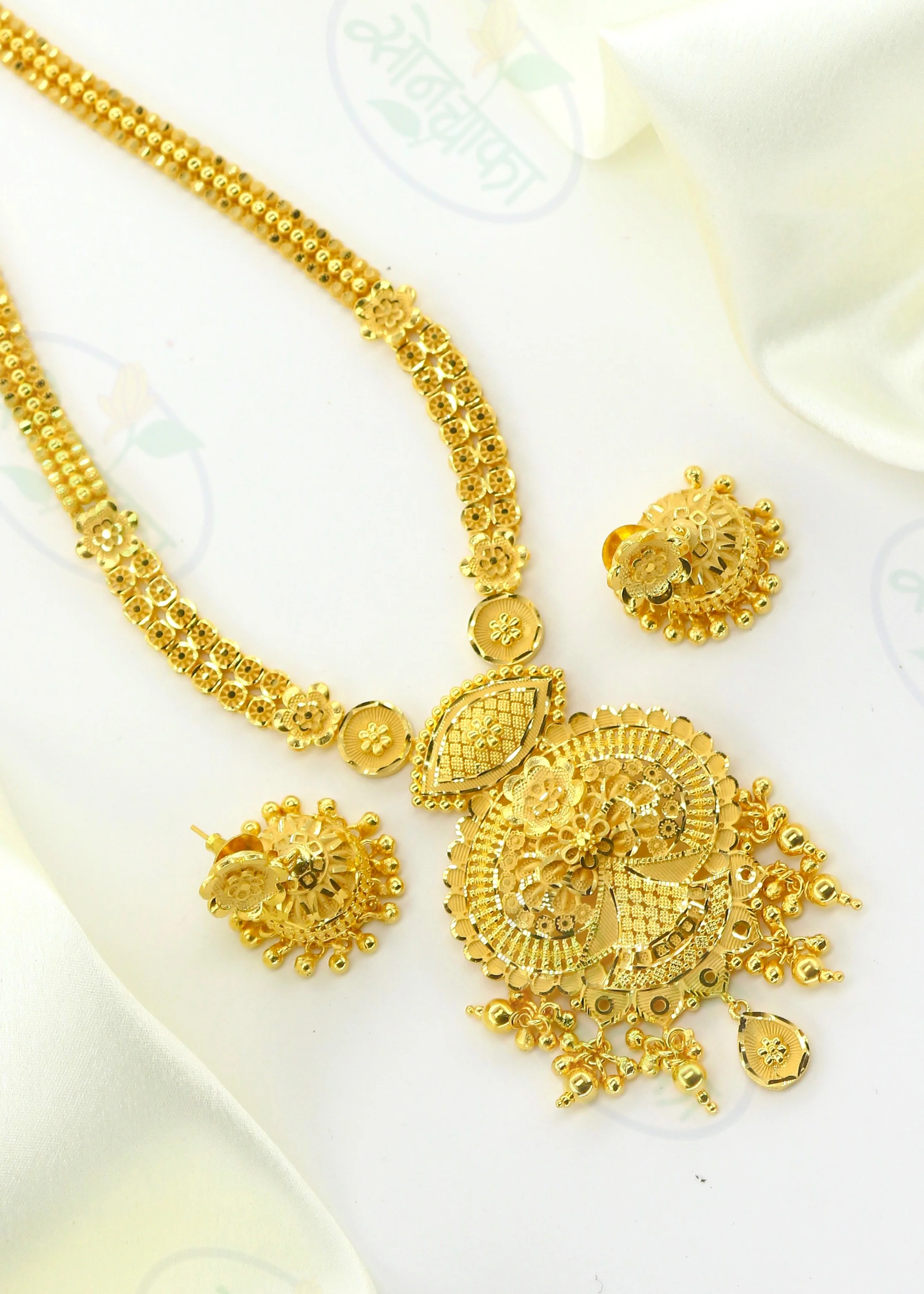 FLOWER DESIGNER NECKLACE - Image 2