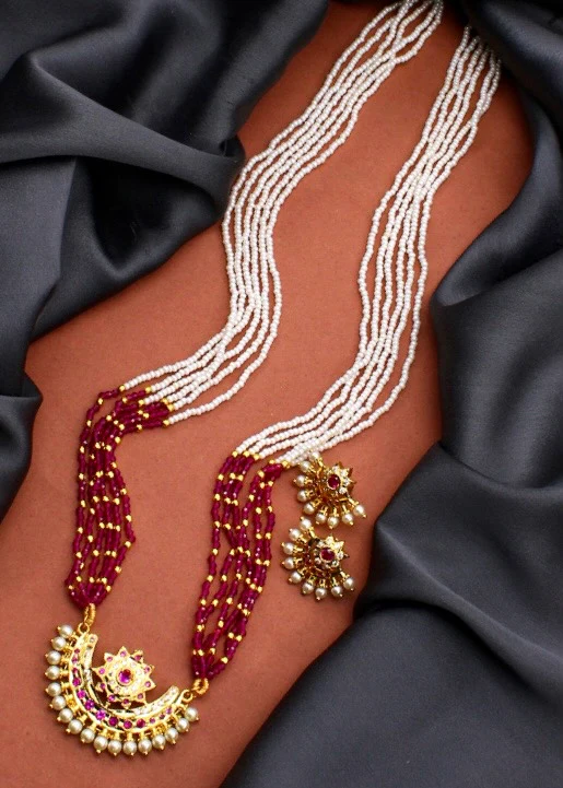 ENTICING MOTI NECKLACE - Image 2
