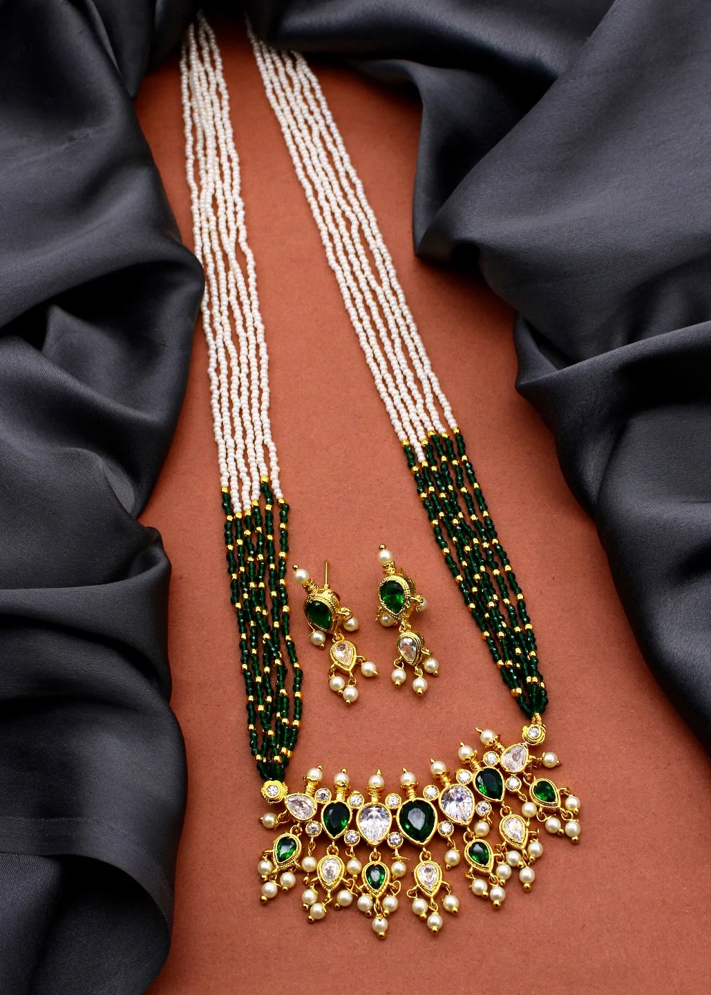 MULTI COLOUR TANMANI NECKLACE - Image 8