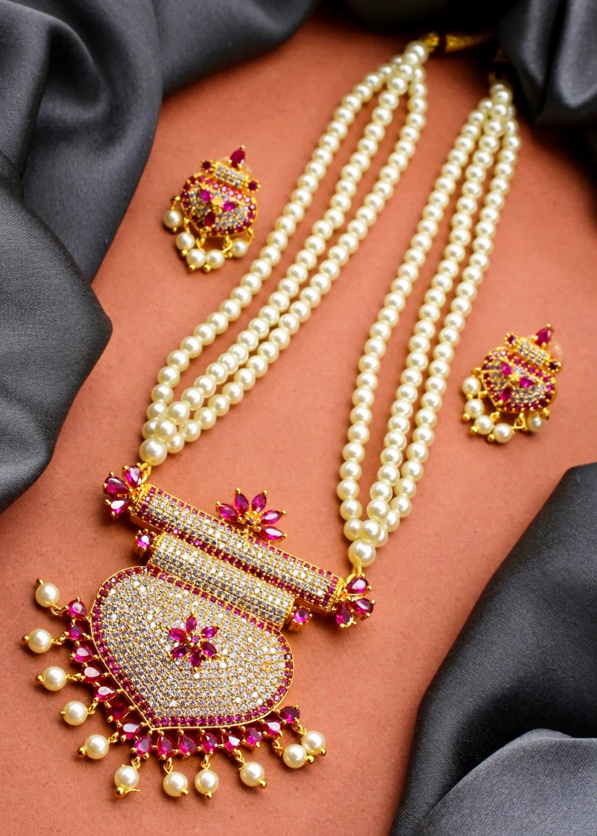 IMPERIAL MOTI NECKLACE - Image 8