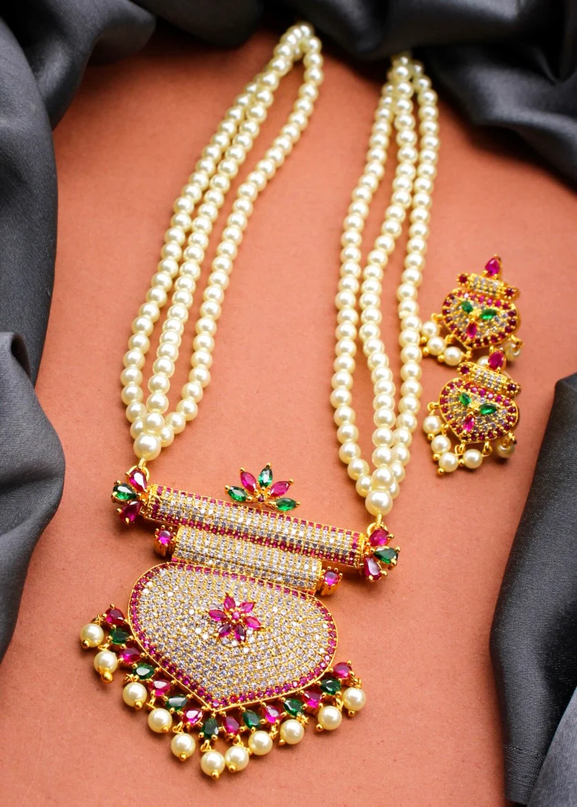 IMPERIAL MOTI NECKLACE - Image 9