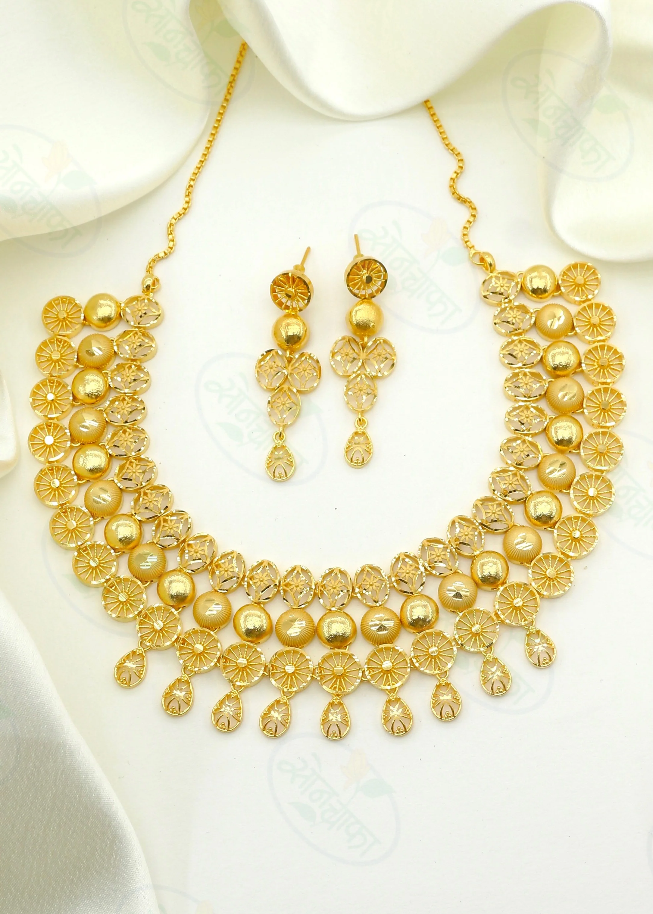 ATTRACTIVE RING DESIGNER NECKLACE - Image 2
