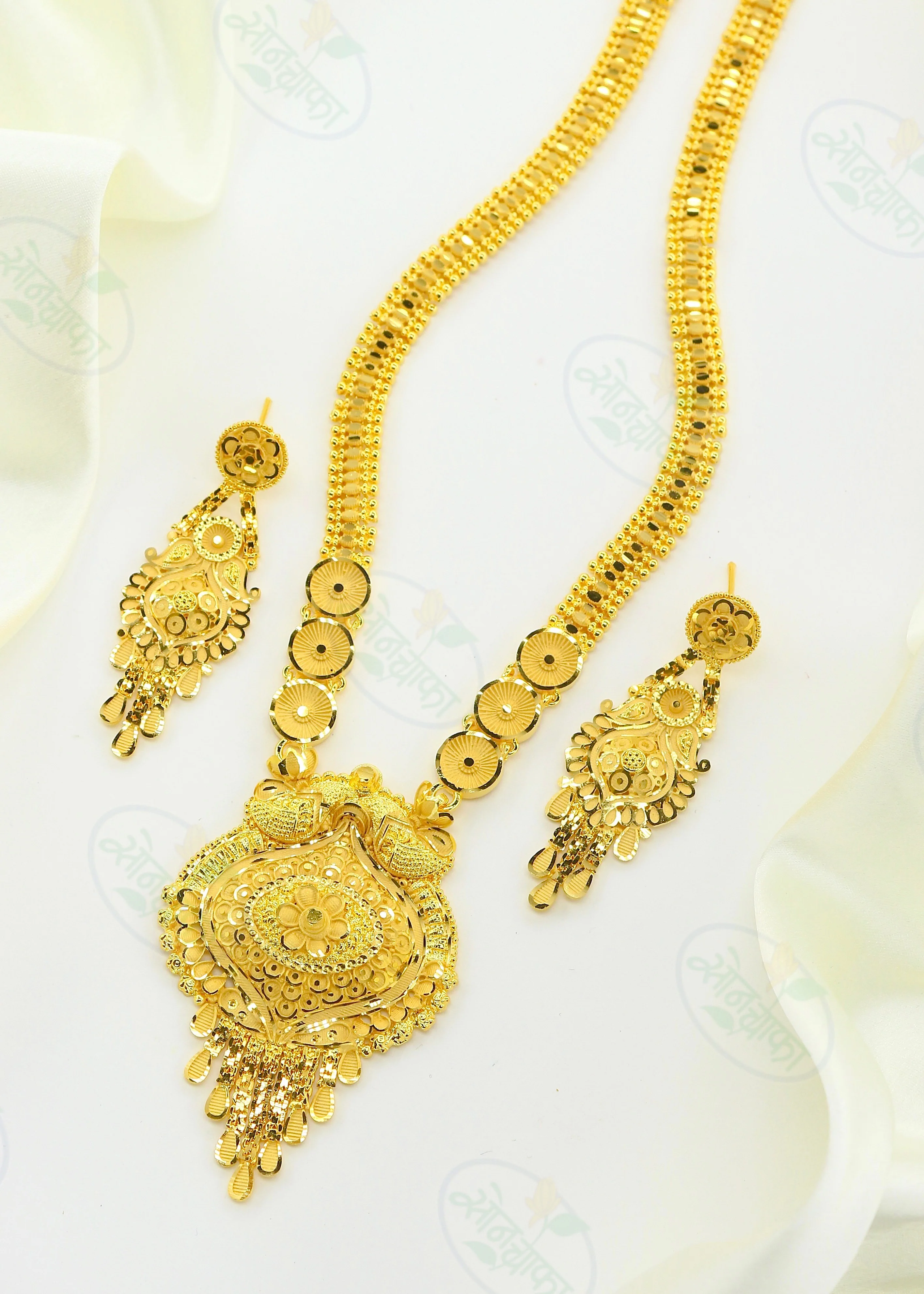 BLOSSOM DESIGNER NECKLACE - Image 3