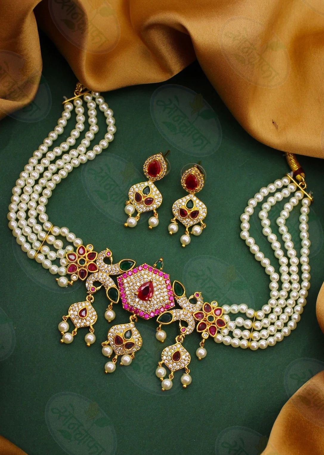 IMPRESSIVE MOTI NECKLACE - Image 6