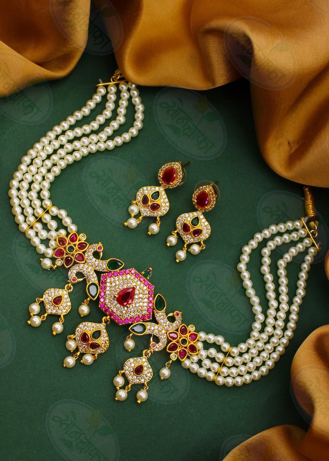 IMPRESSIVE MOTI NECKLACE - Image 7