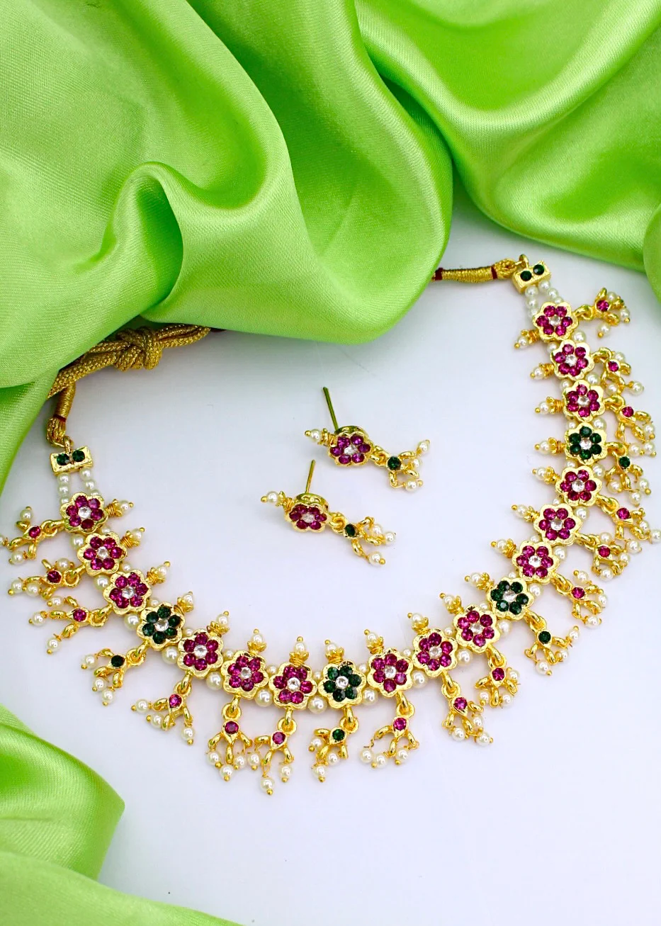 FLOWERET MOTI NECKLACE - Image 4