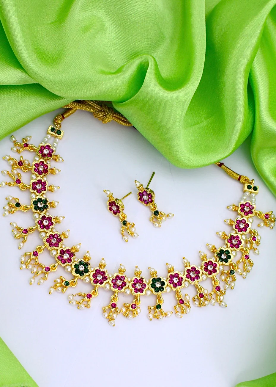 FLOWERET MOTI NECKLACE - Image 8