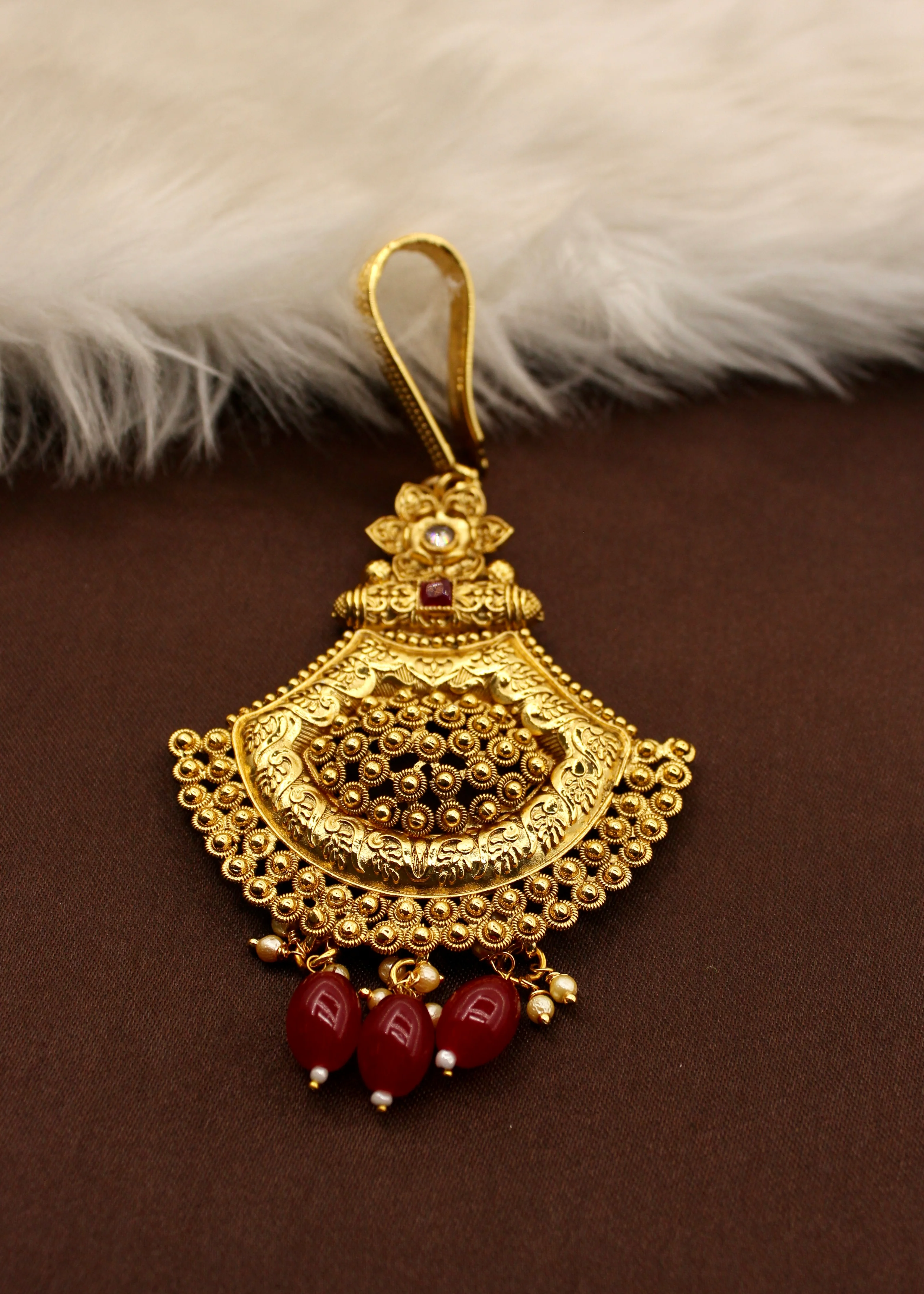 FLORAL GOLDEN BEADS CHALLA