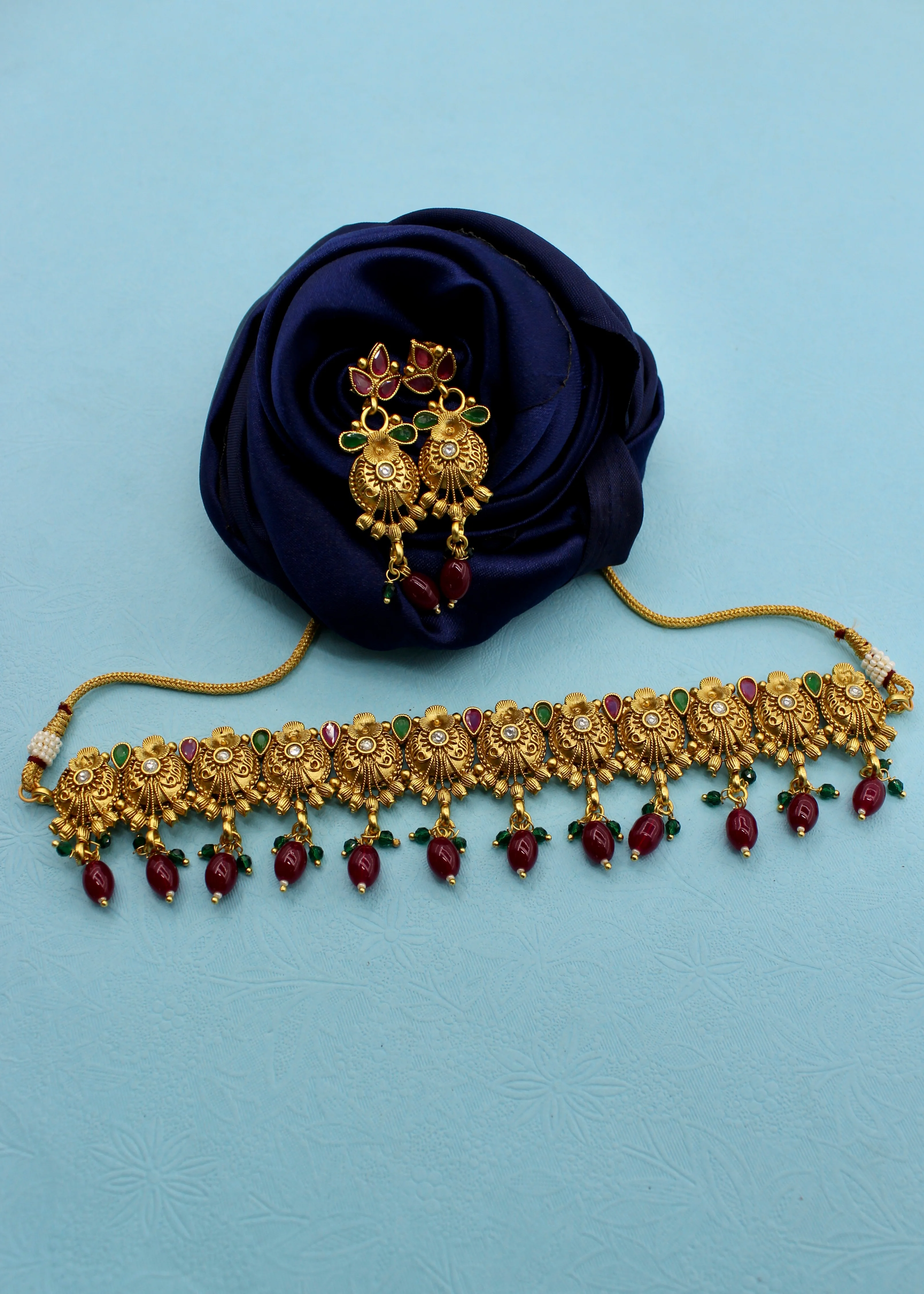 GLORIOUS RAJWADI CHOKER NECKLACE - Image 2