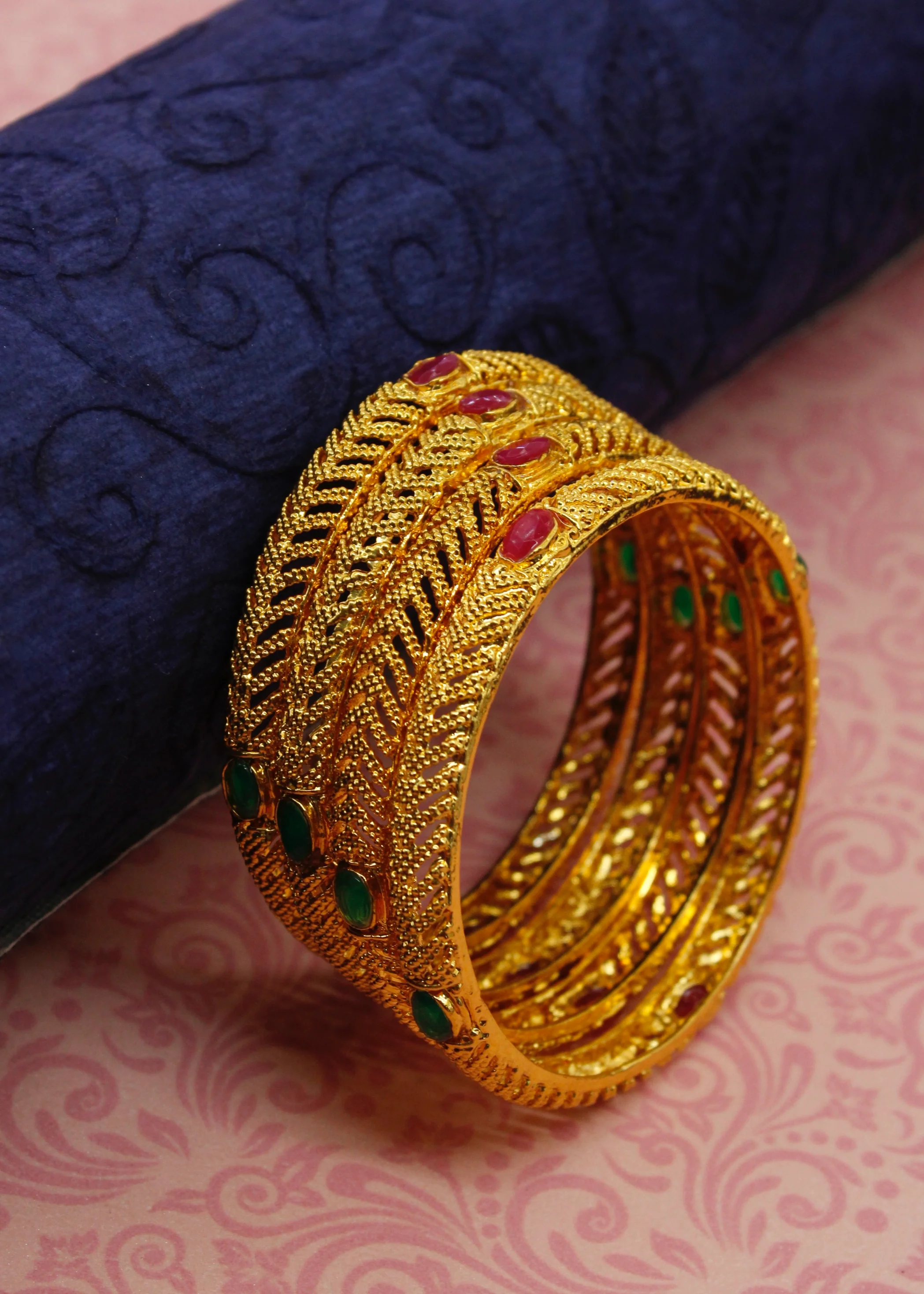 GOLD FINISH TRADITIONAL BANGLES - Image 4