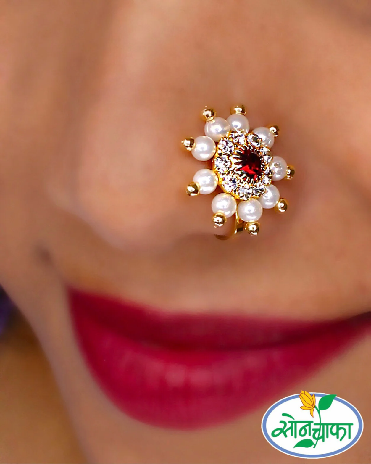 FANCY NOSE PIN