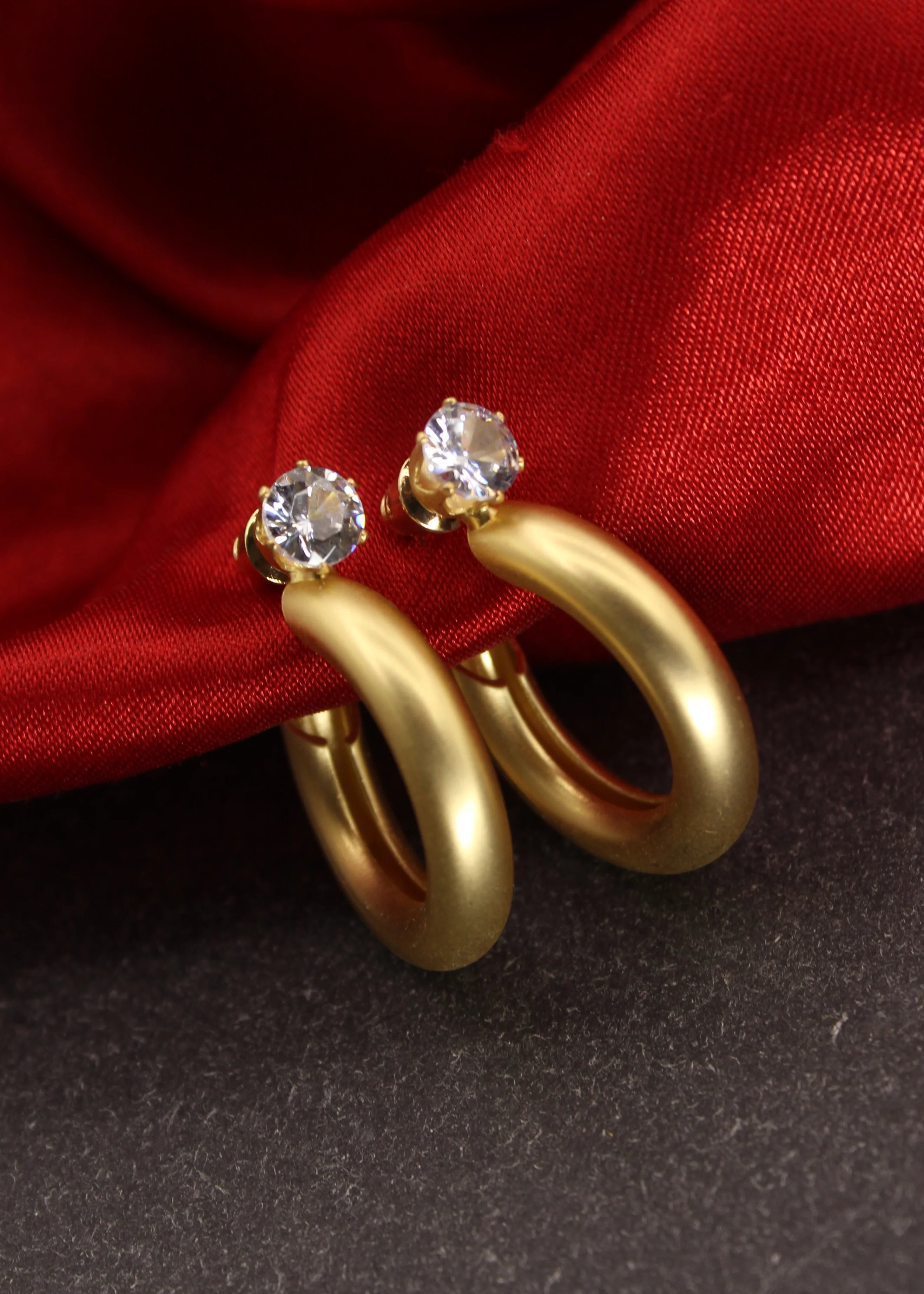 GORGEOUS DIA EARRINGS - Image 2
