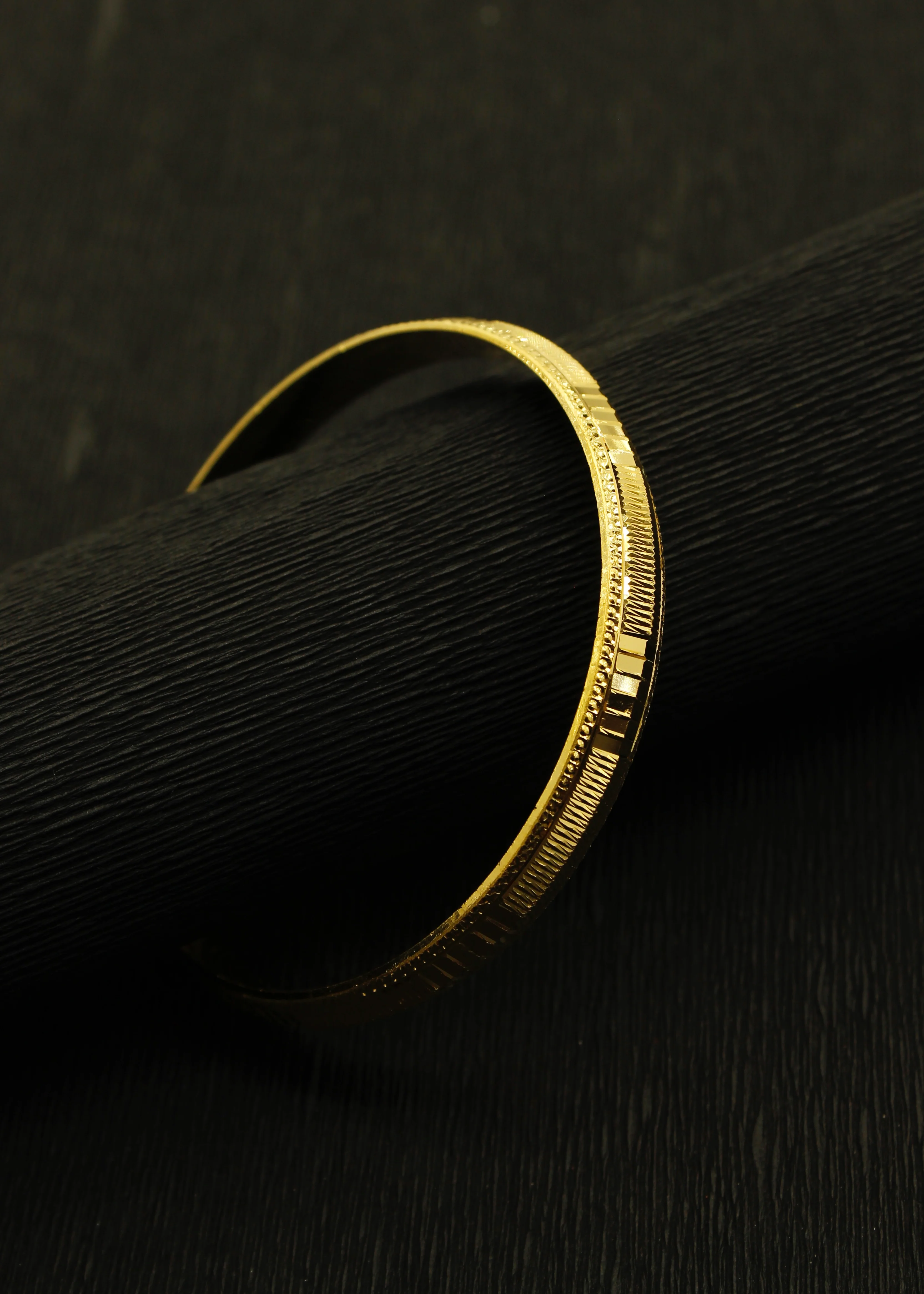 SLEEK GOLDEN MEN'S KADA - Image 4