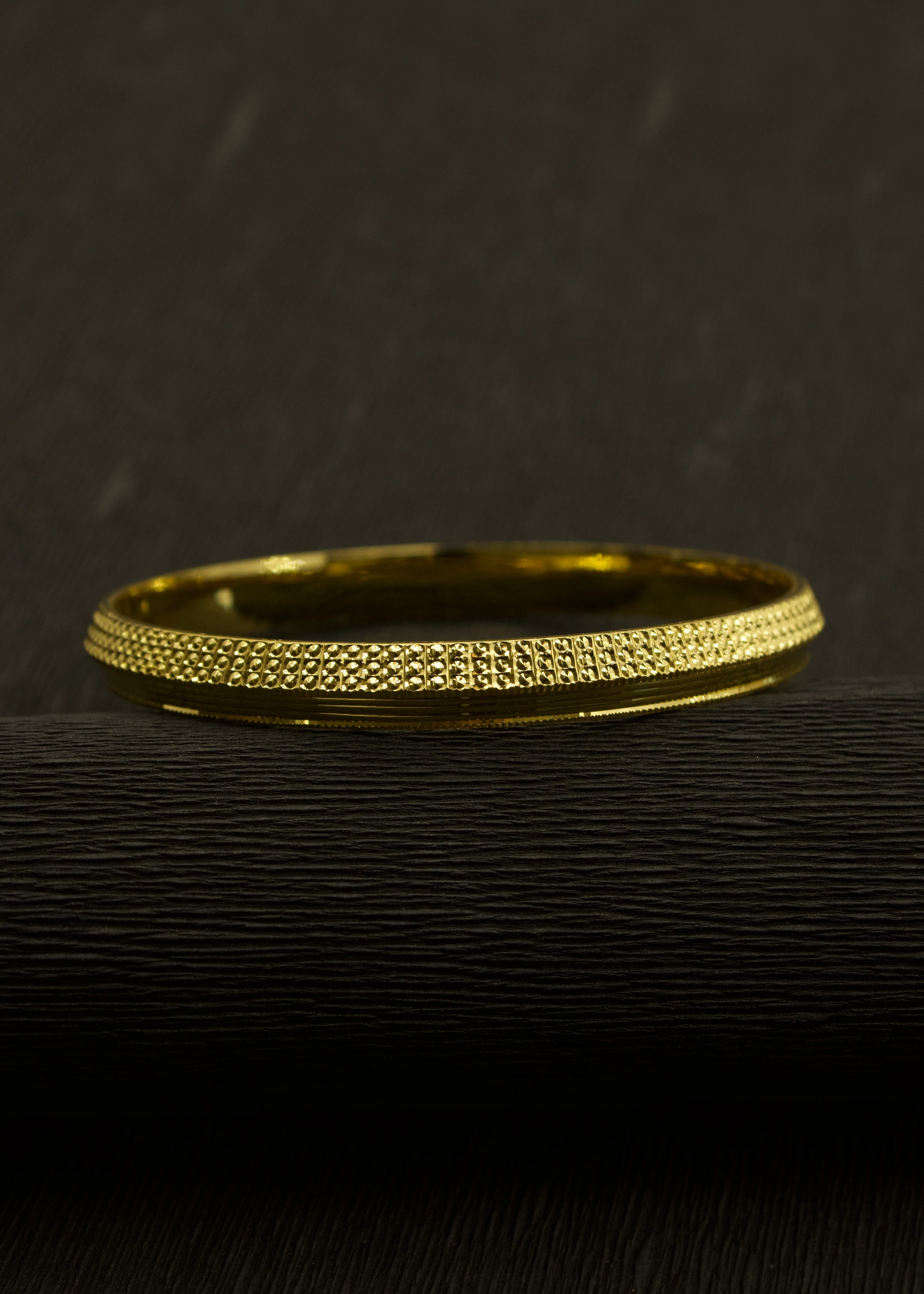 RADIANT GOLD PLATED MEN'S PUNJABI KADA - Image 2