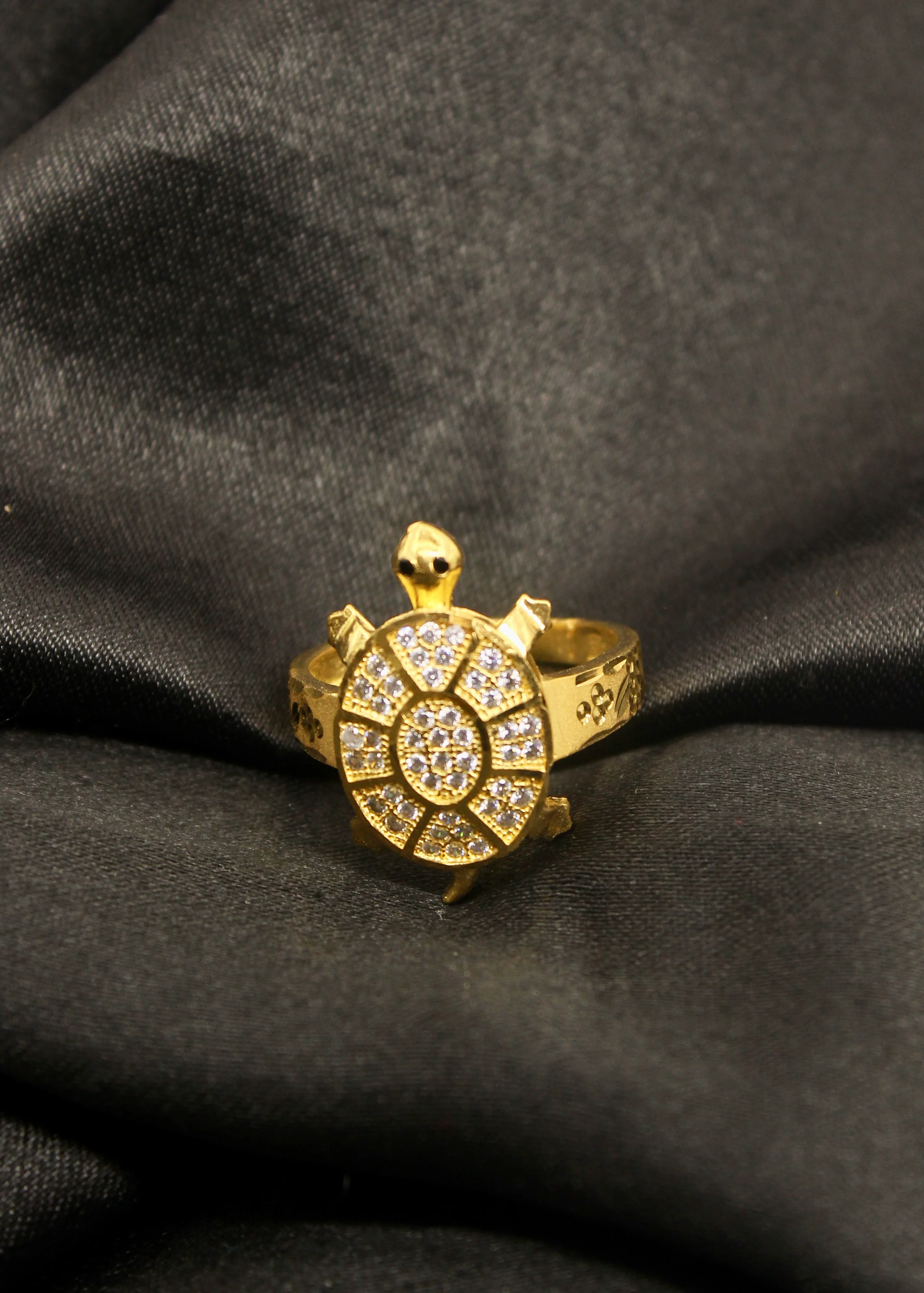 DESIGNER TORTOISE GOLDEN MEN'S RING - Image 4