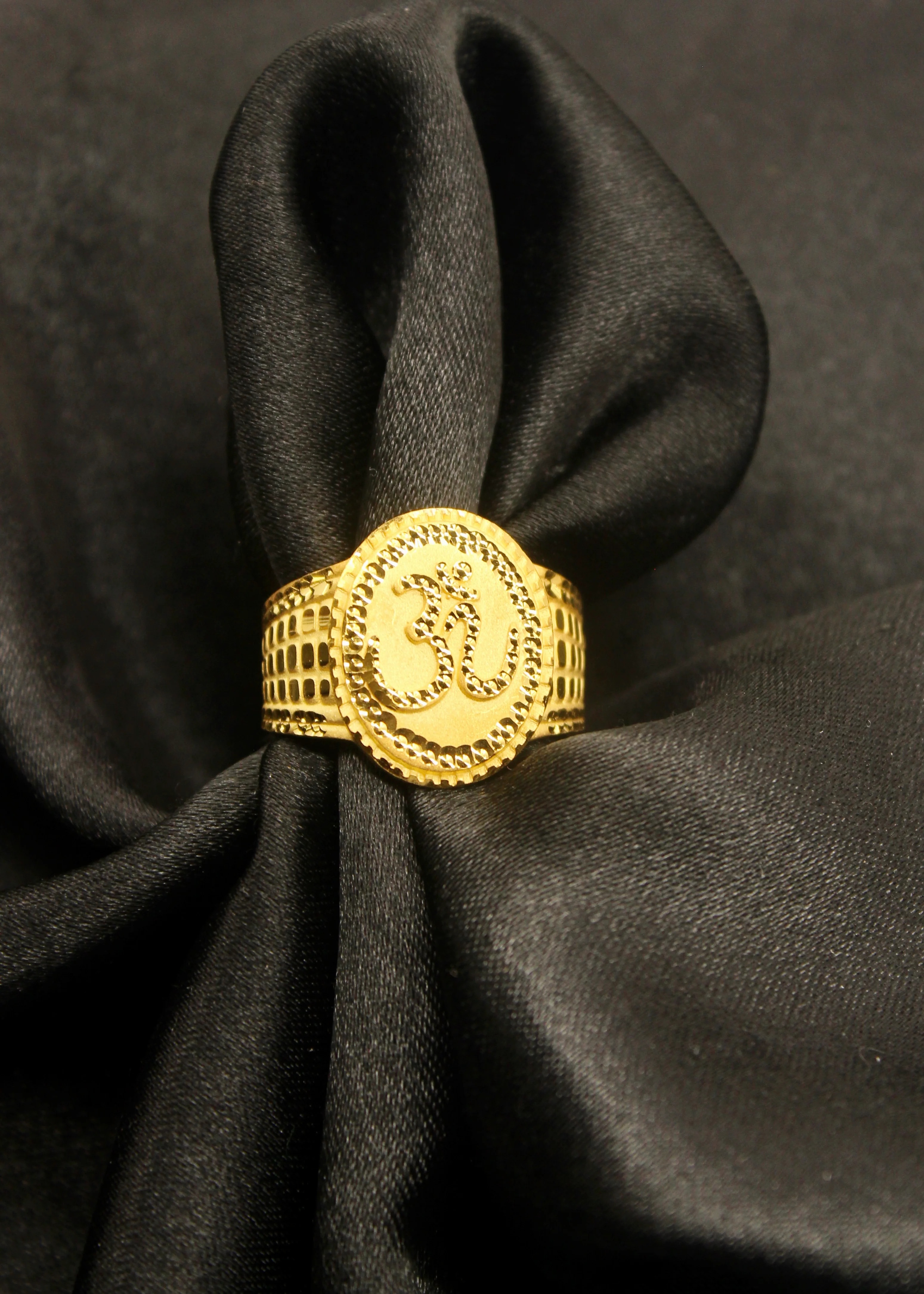 DIVINE GOLD PLATED RING - Image 4