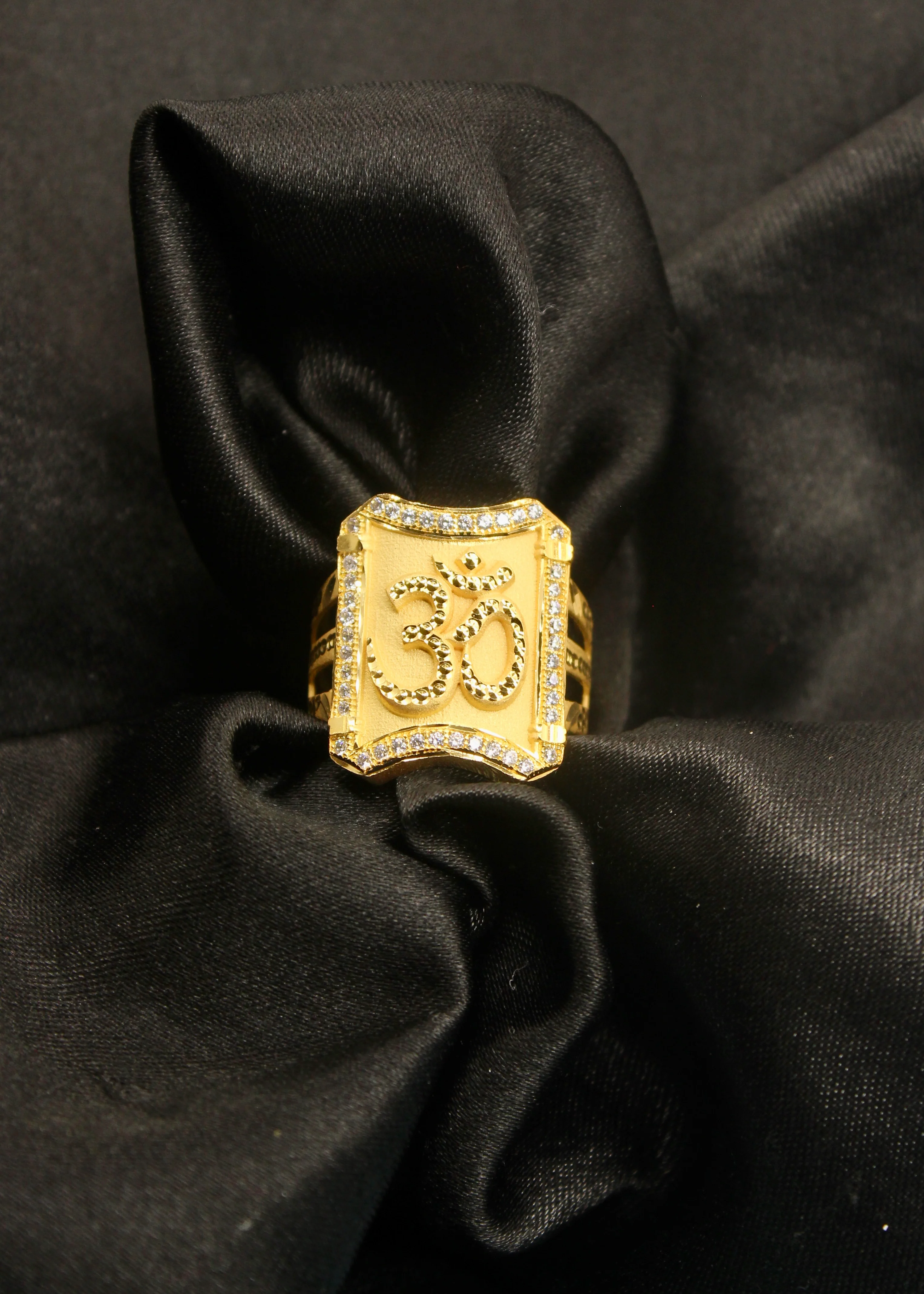 ROYAL GOLD PLATED MEN'S RING - Image 3