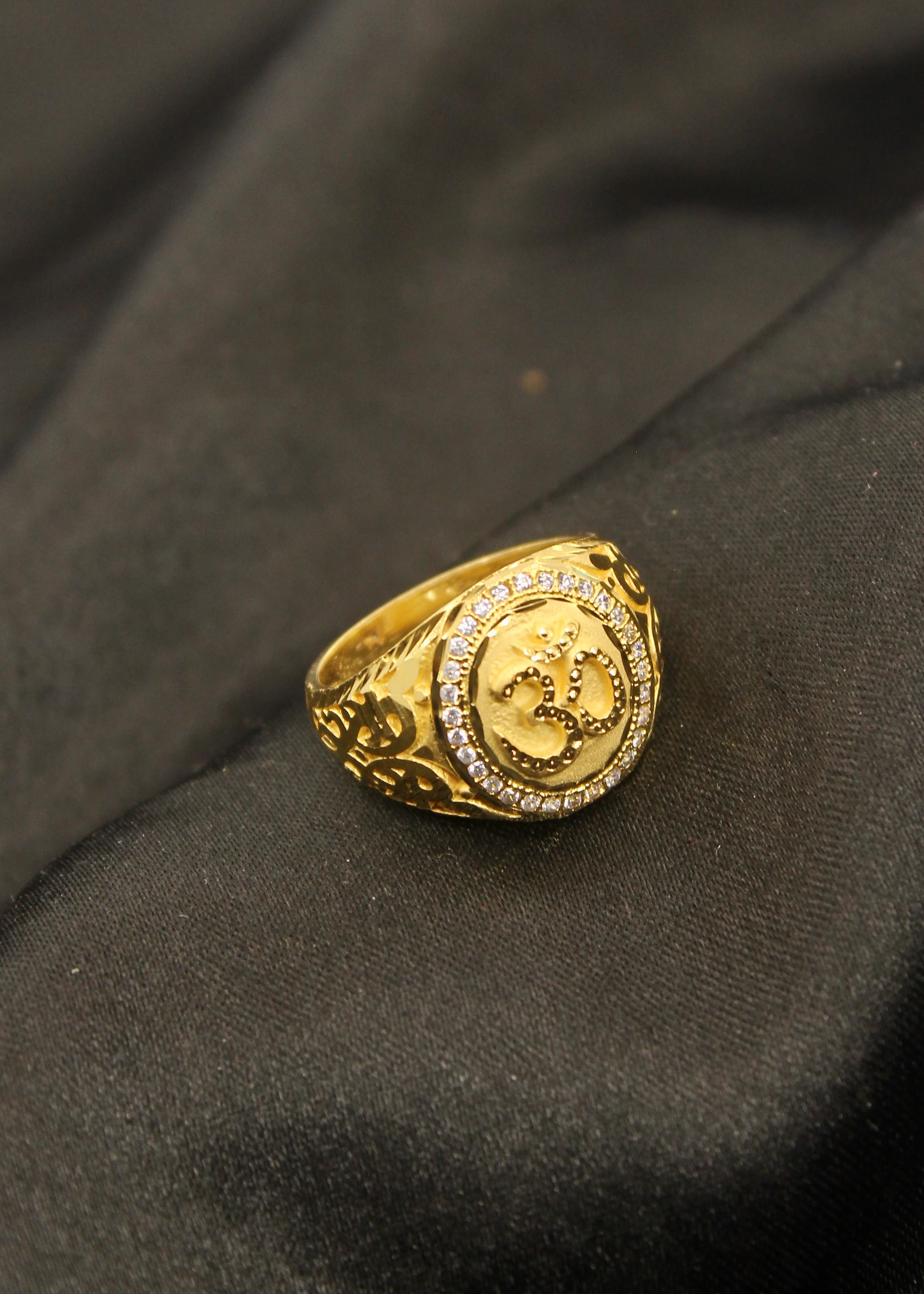 STUNNING MEN'S FINGER RING - Image 3