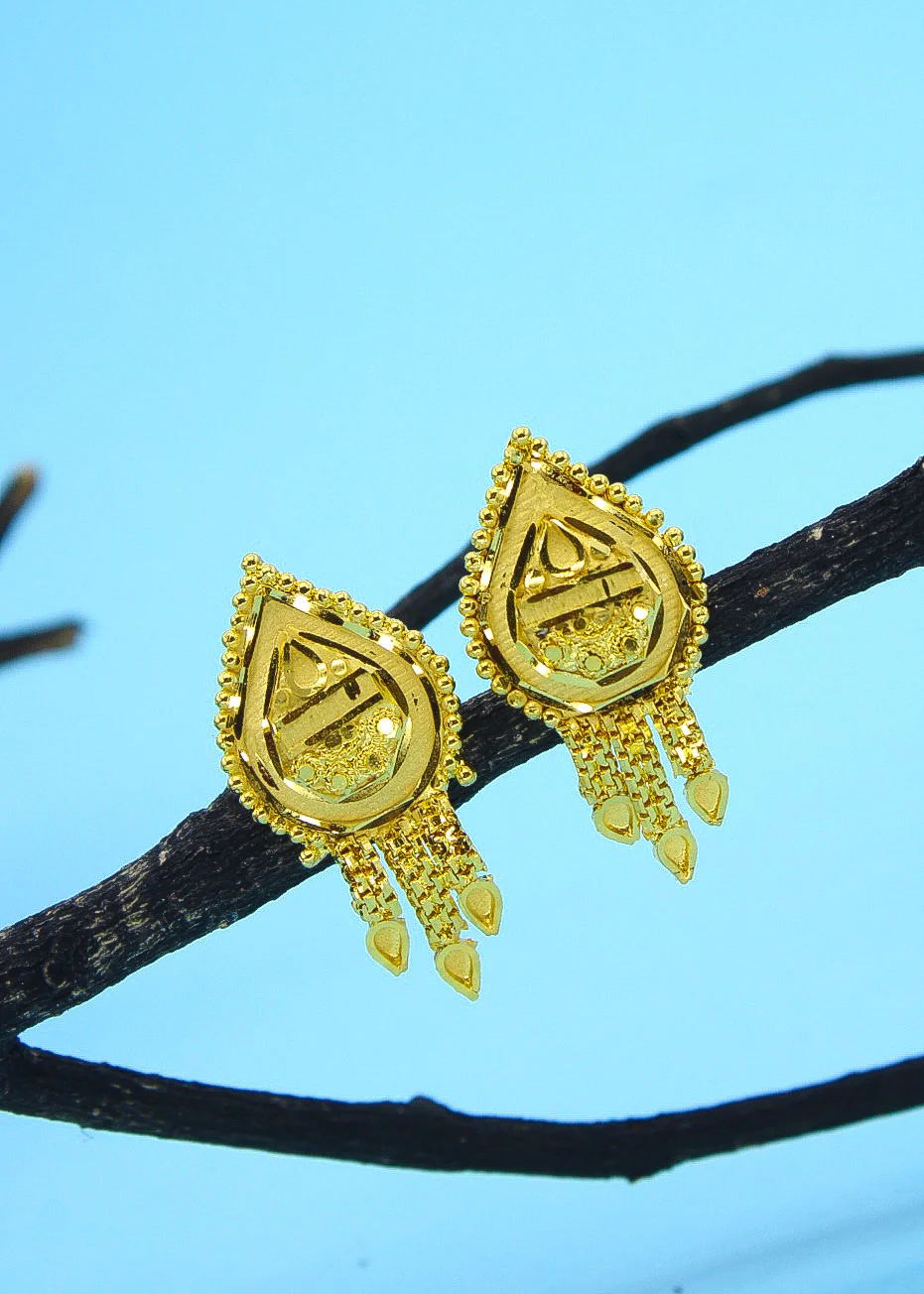 DROPLET DESIGN EARRINGS - Image 2