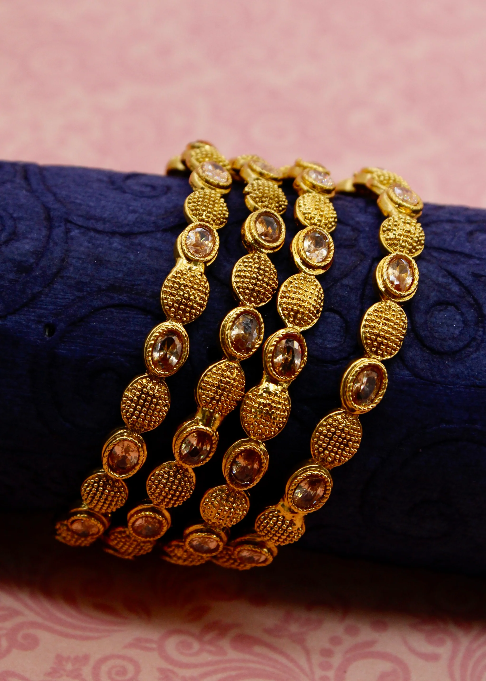 OVAL SHAPE 4 PC BANGLES - Image 3