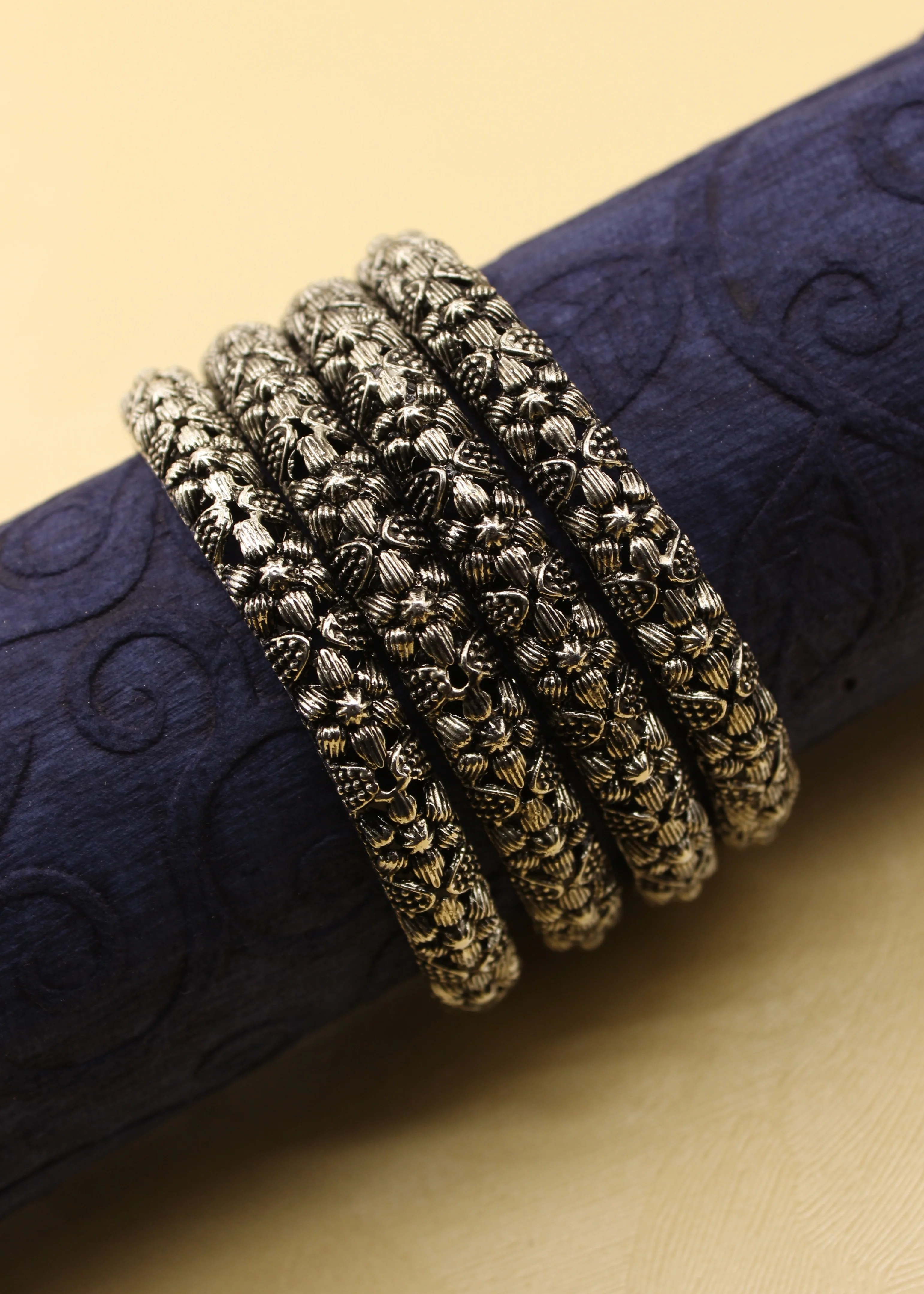 EXCLUSIVE DESIGNER BANGLES