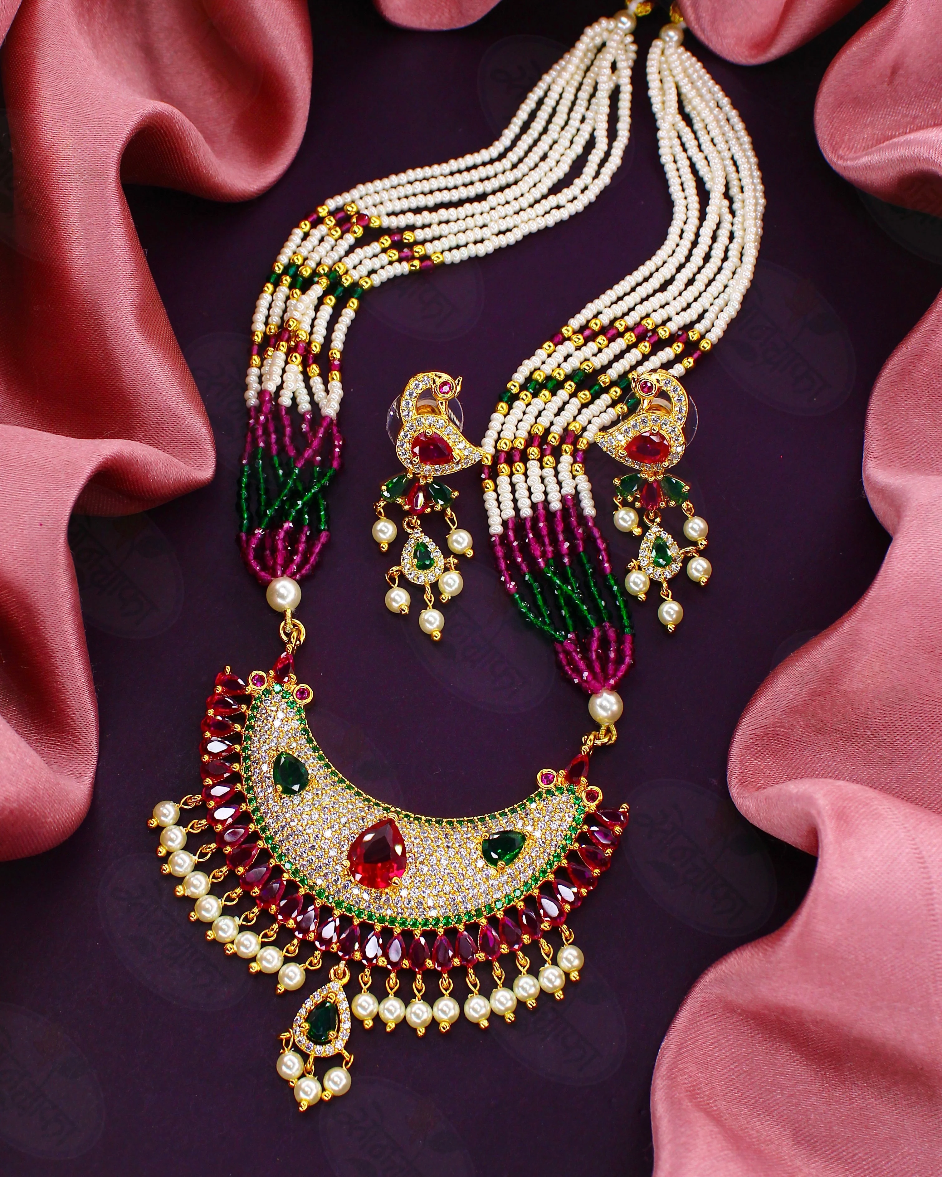 SLEEK DROPLET PEARL NECKLACE - Image 8