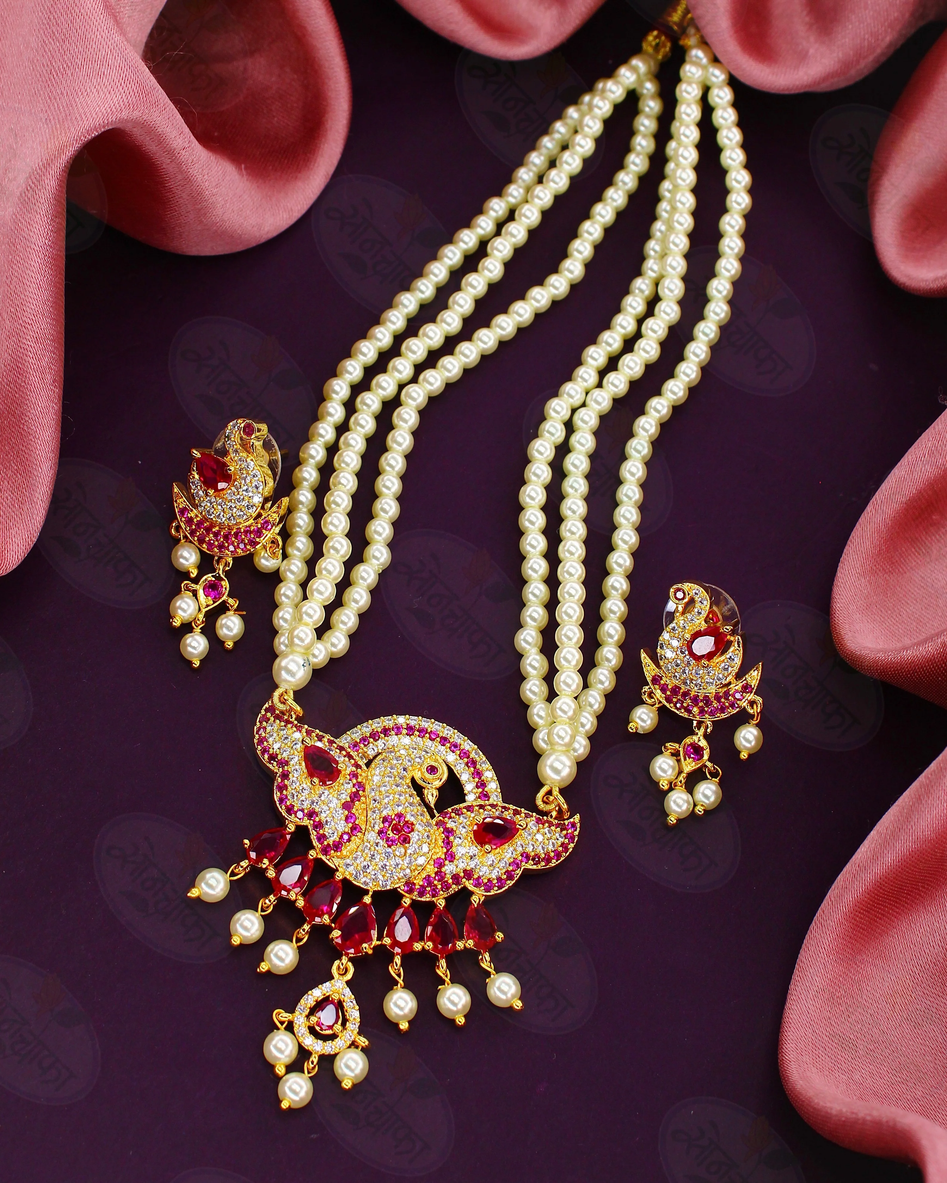 ENTICING PEARL NECKLACE - Image 3