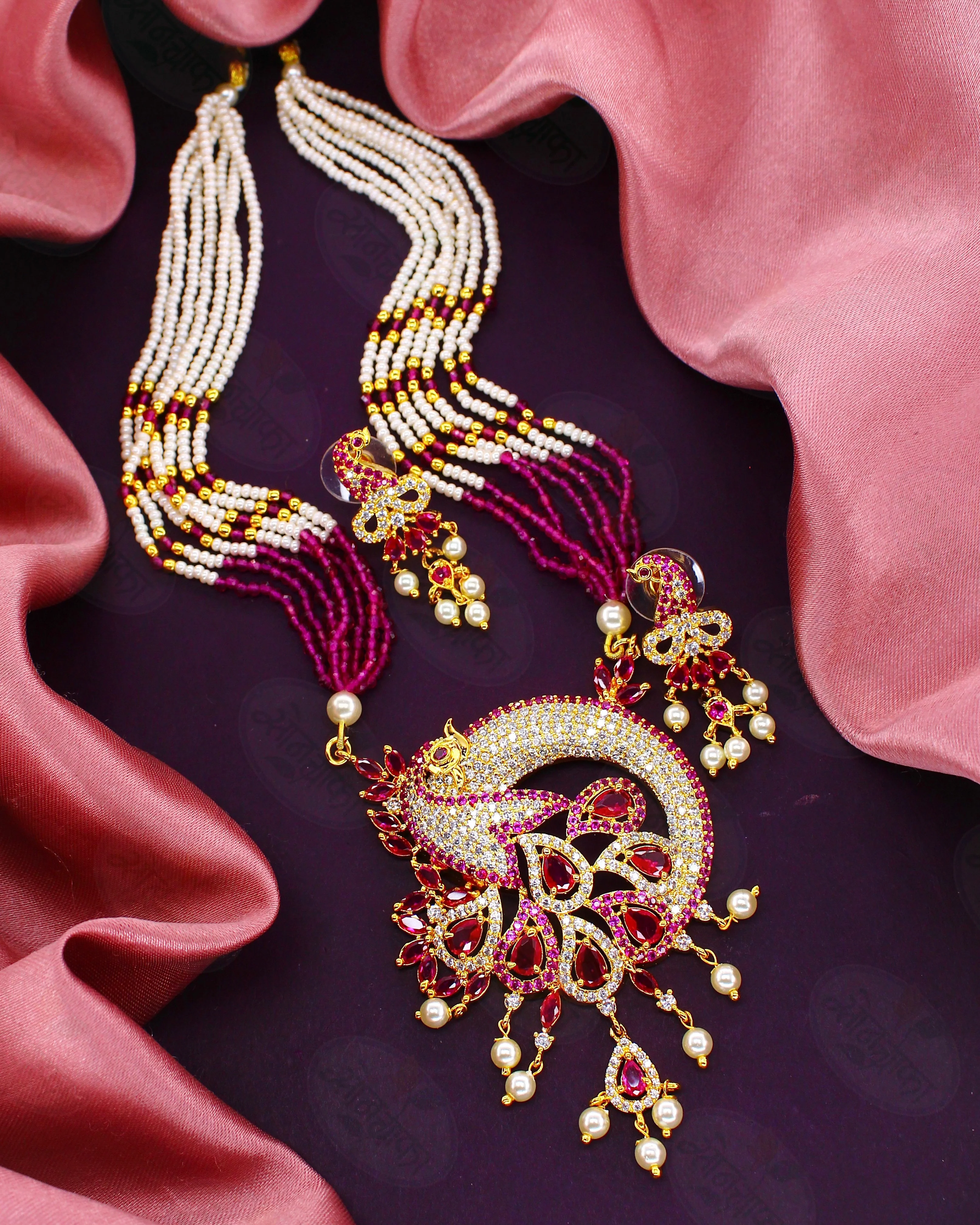 GLEAMING PEACOCK PEARL NECKLACE - Image 7