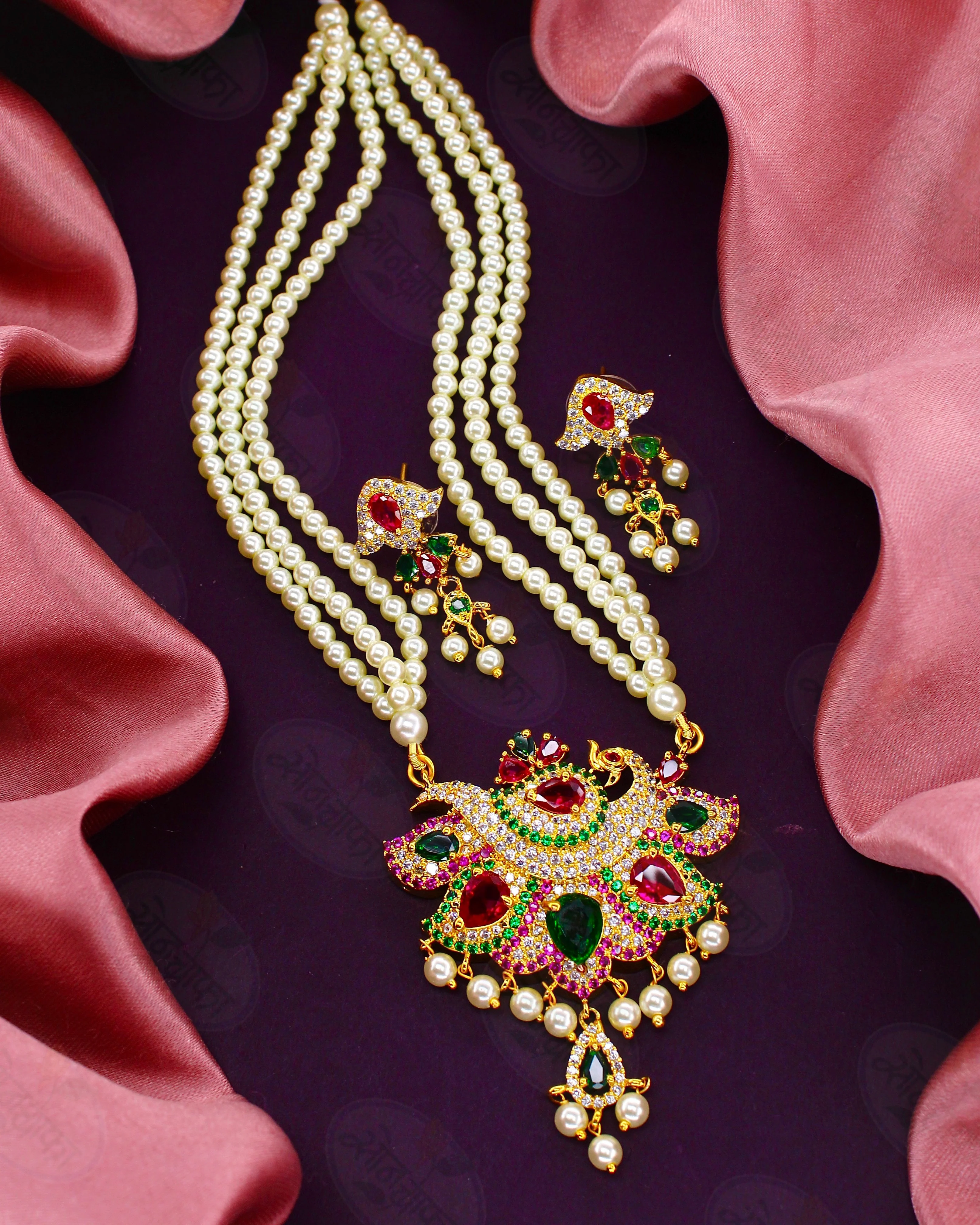 CHARMING PEARL NECKLACE - Image 6