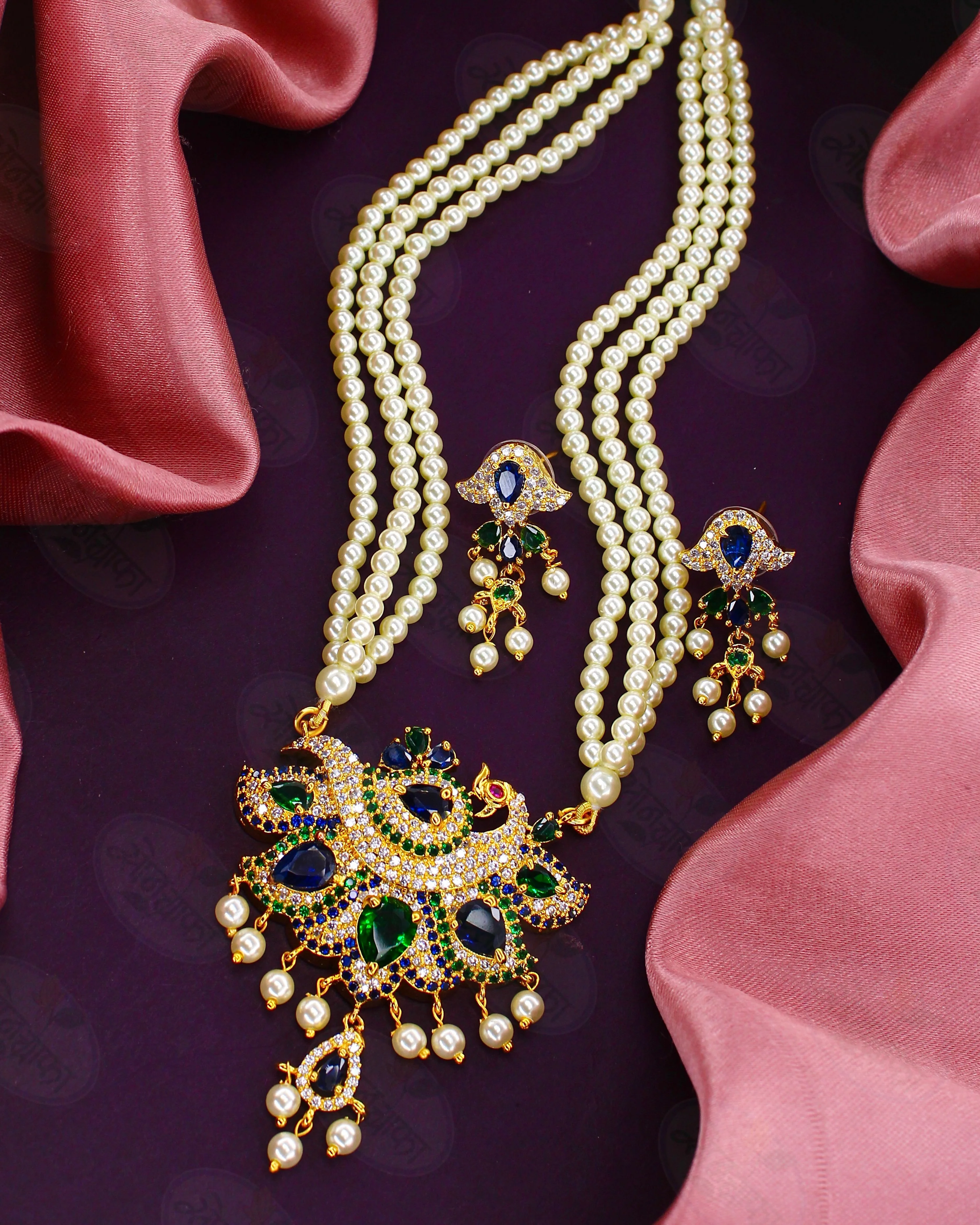 CHARMING PEARL NECKLACE - Image 7
