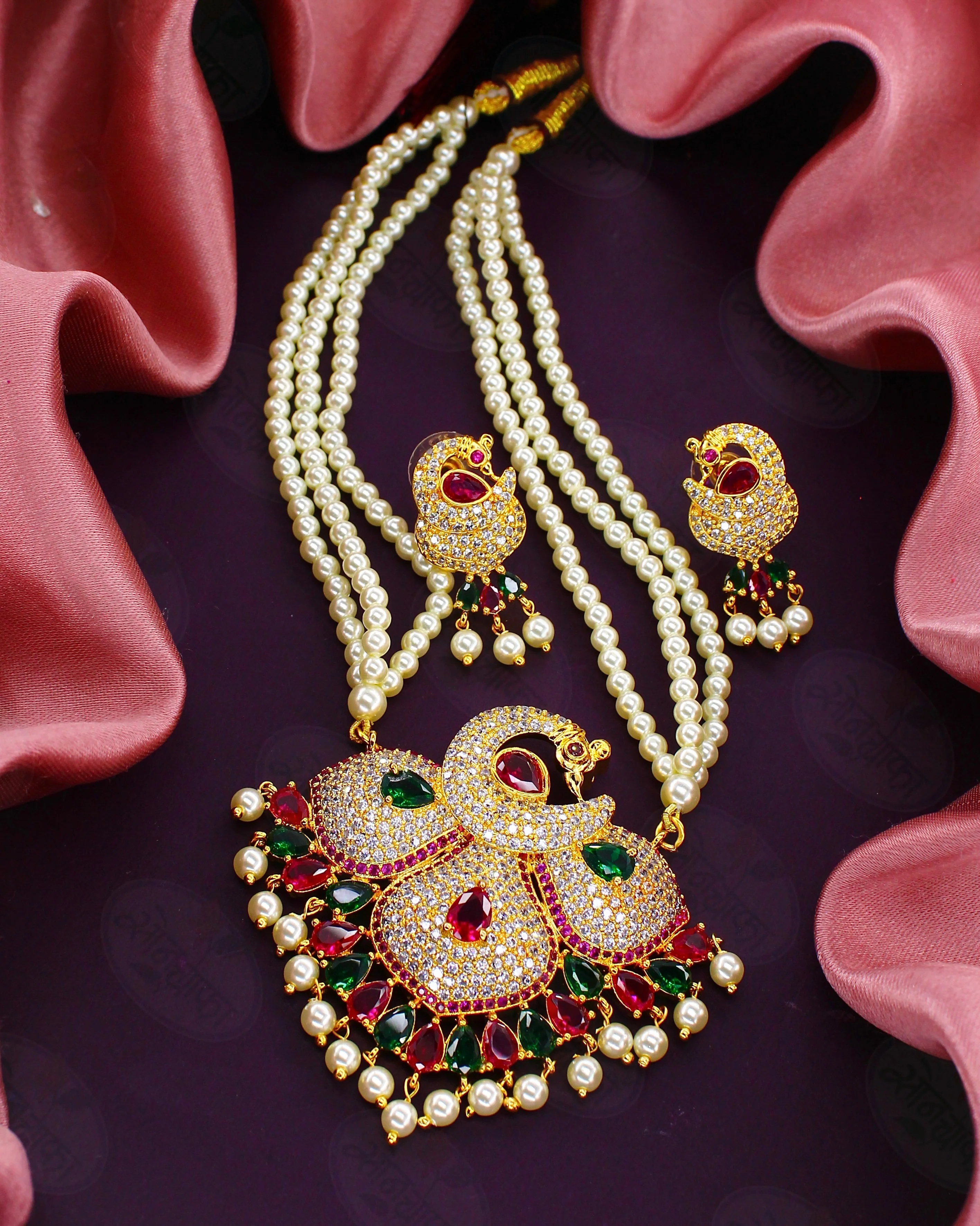 PRETTY ELEGANT PEARL NECKLACE - Image 5